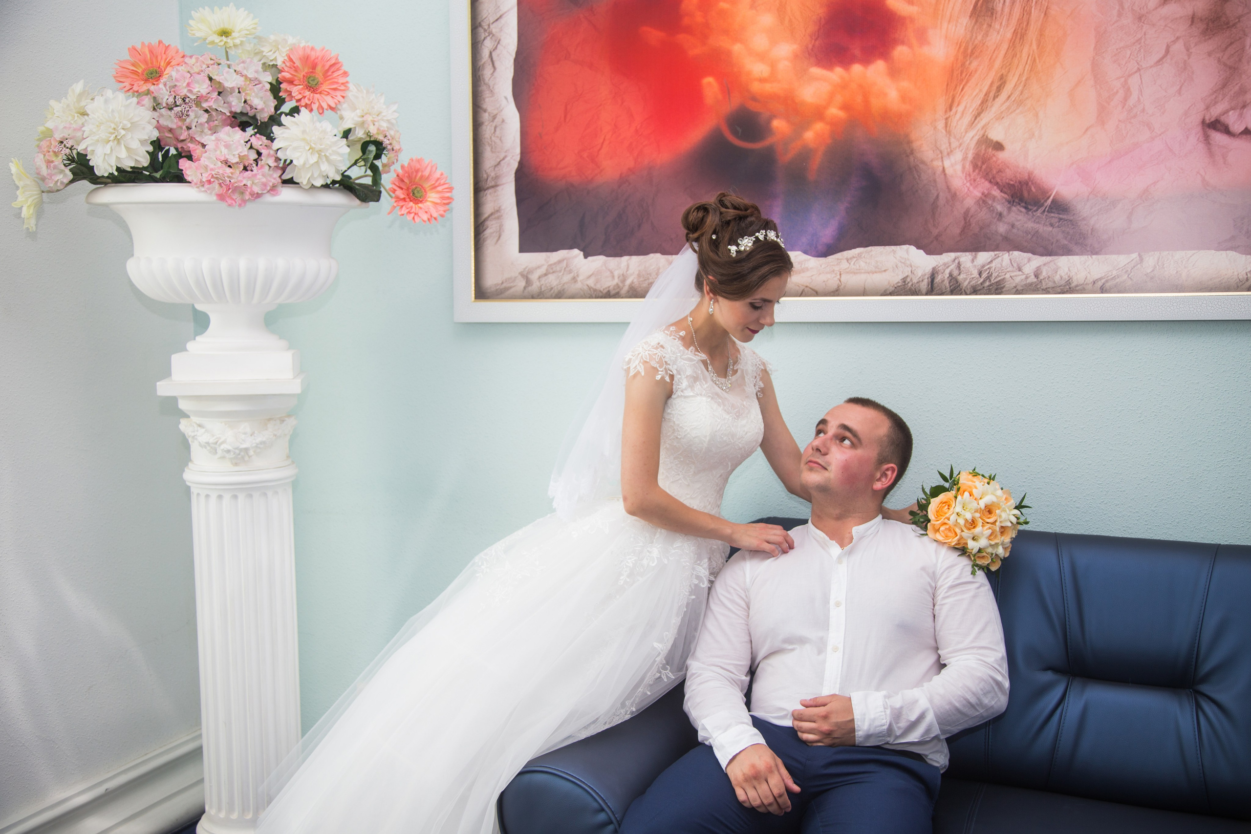 Свадебная фотосессия в ЗАГСе Приморского района на Стародеревенской 5