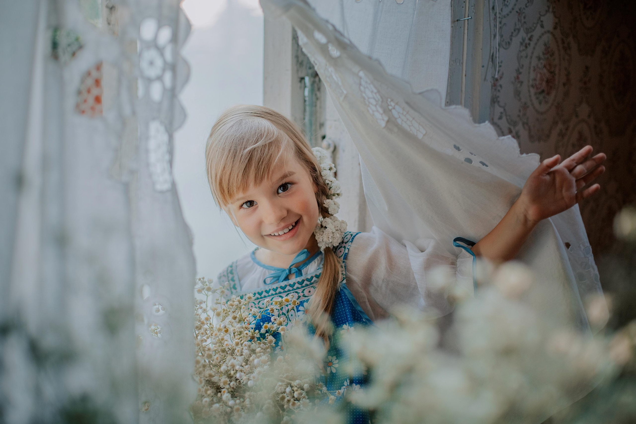 Семейная фотосессия, фотосессия в деревне, деревенский дом, чаепитие. Профессиональный фотограф, фотохудожник, видеограф из Москвы