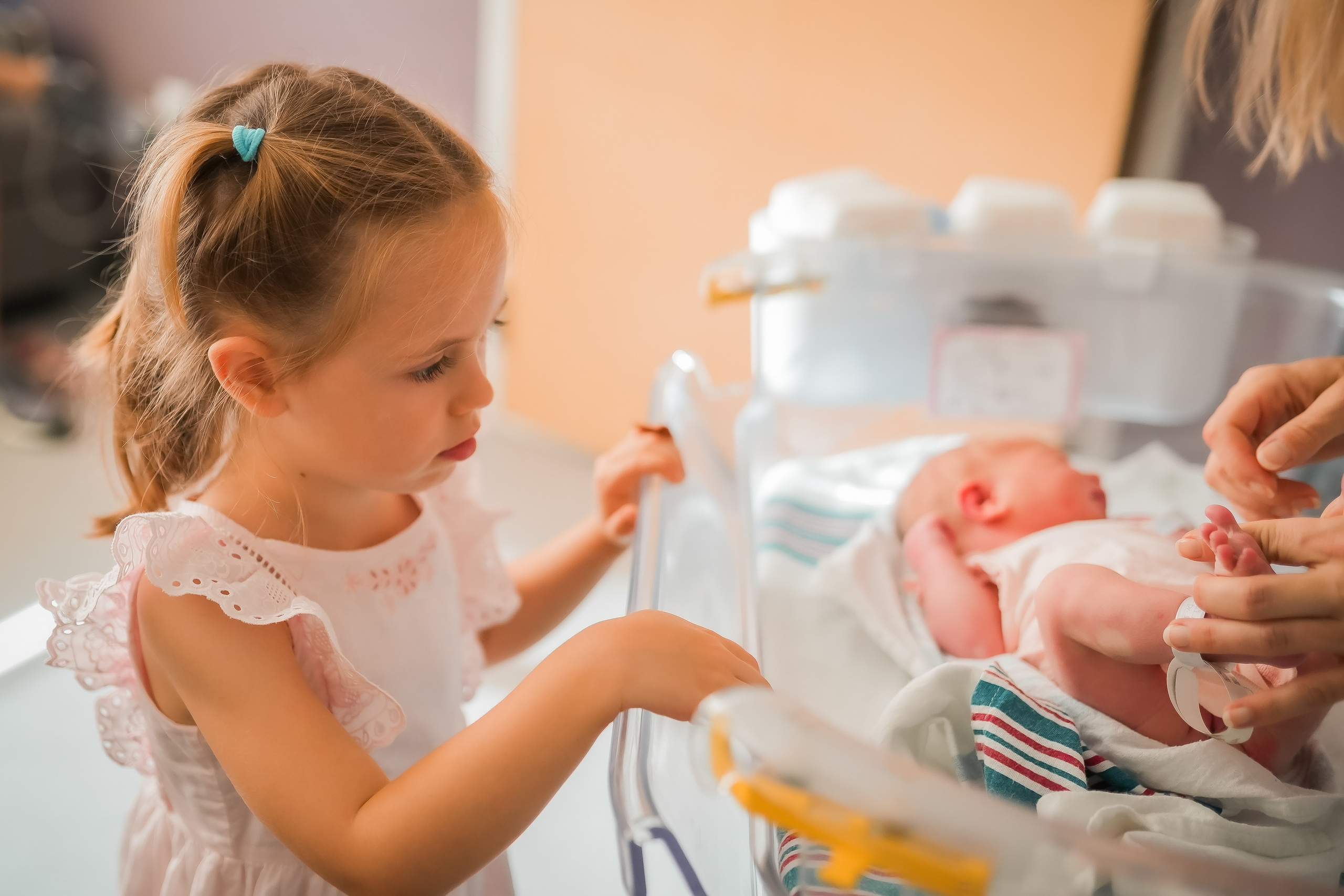 Hospital Bag Checklist for Photogenic First 48 Hours | East Bay Fresh 48 Photographer