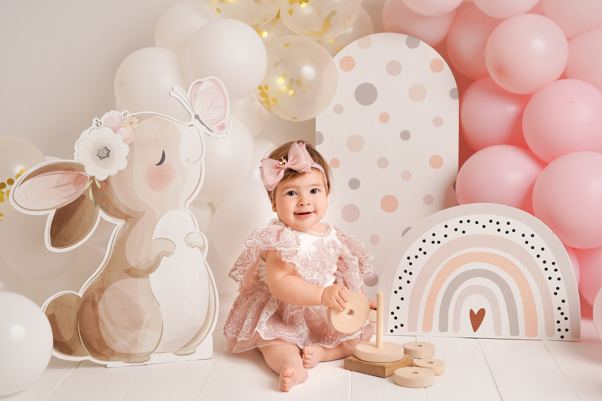 Малышка с родителями приехала на детскую фотосессию «Первый годик»