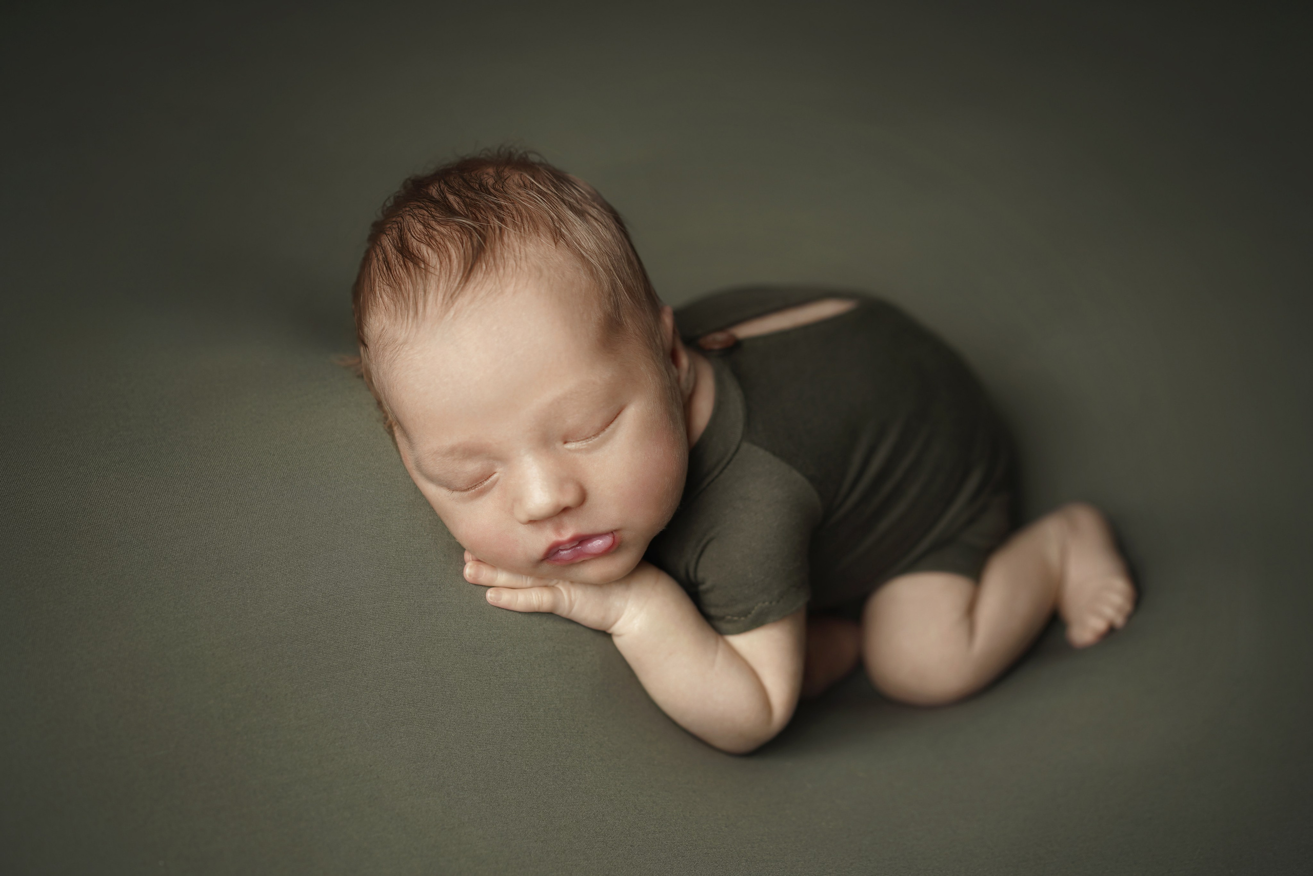 фотограф новорожденных малышей Ялта, Алушта, Алупка