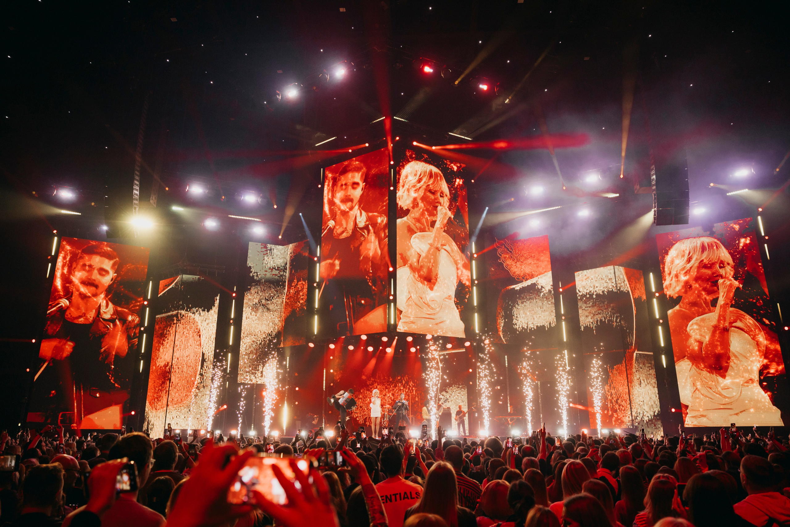 Трибьют Валерии, Live Arena. «Птичка на проводе»: информационный портал в Москве