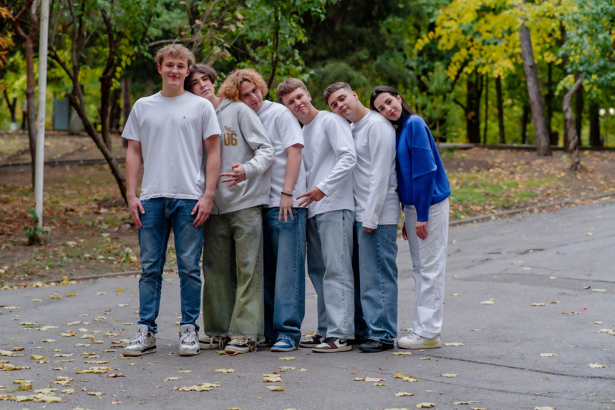 ВАРИАНТЫ СТИЛЕЙ ОДЕЖДЫ (LOOK). Современные Выпускные Альбомы в Ростове-на-Дону