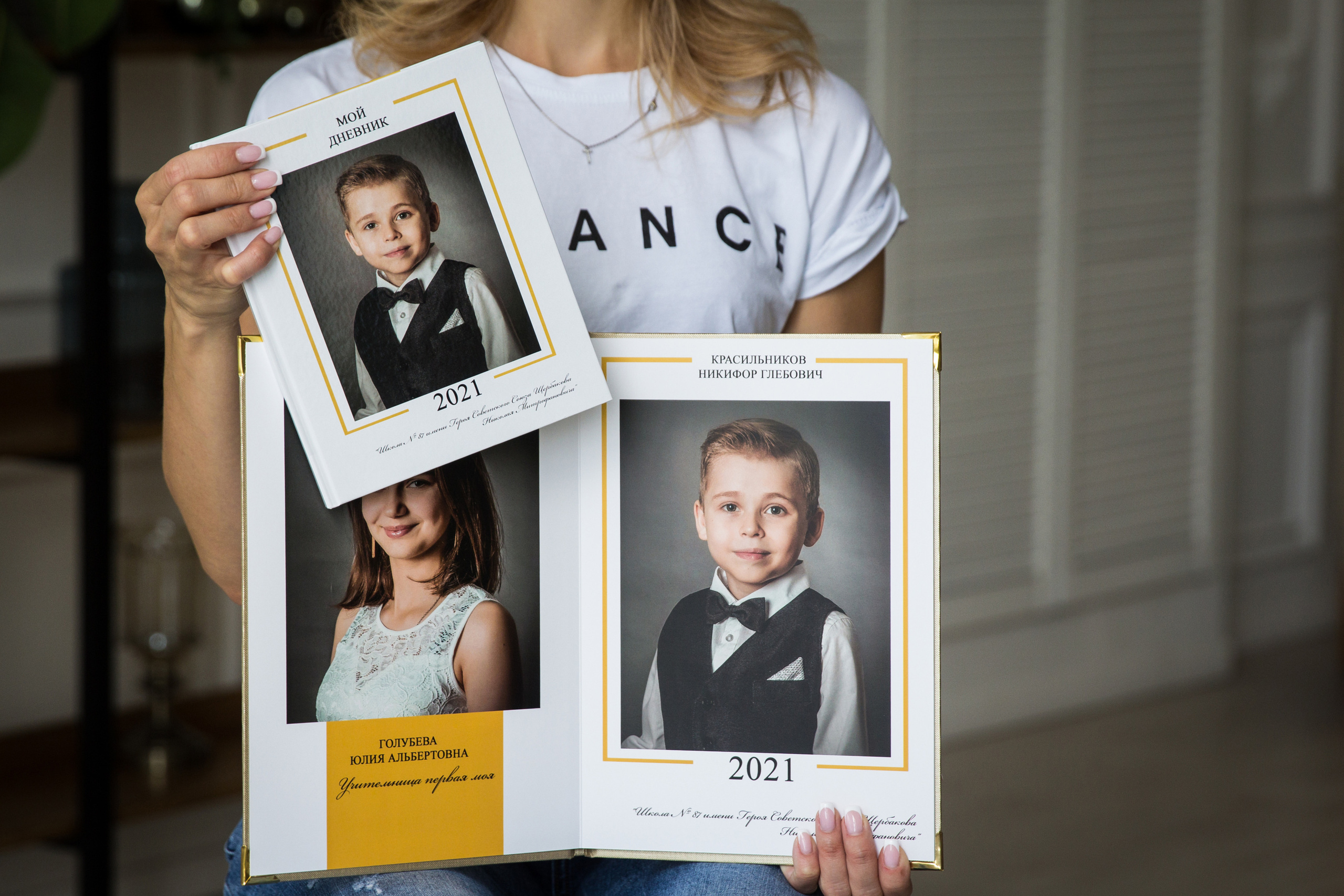 Дополнительные услуги от компании по созданию выпускных альбомов. Современные Выпускные Альбомы в Ростове-на-Дону