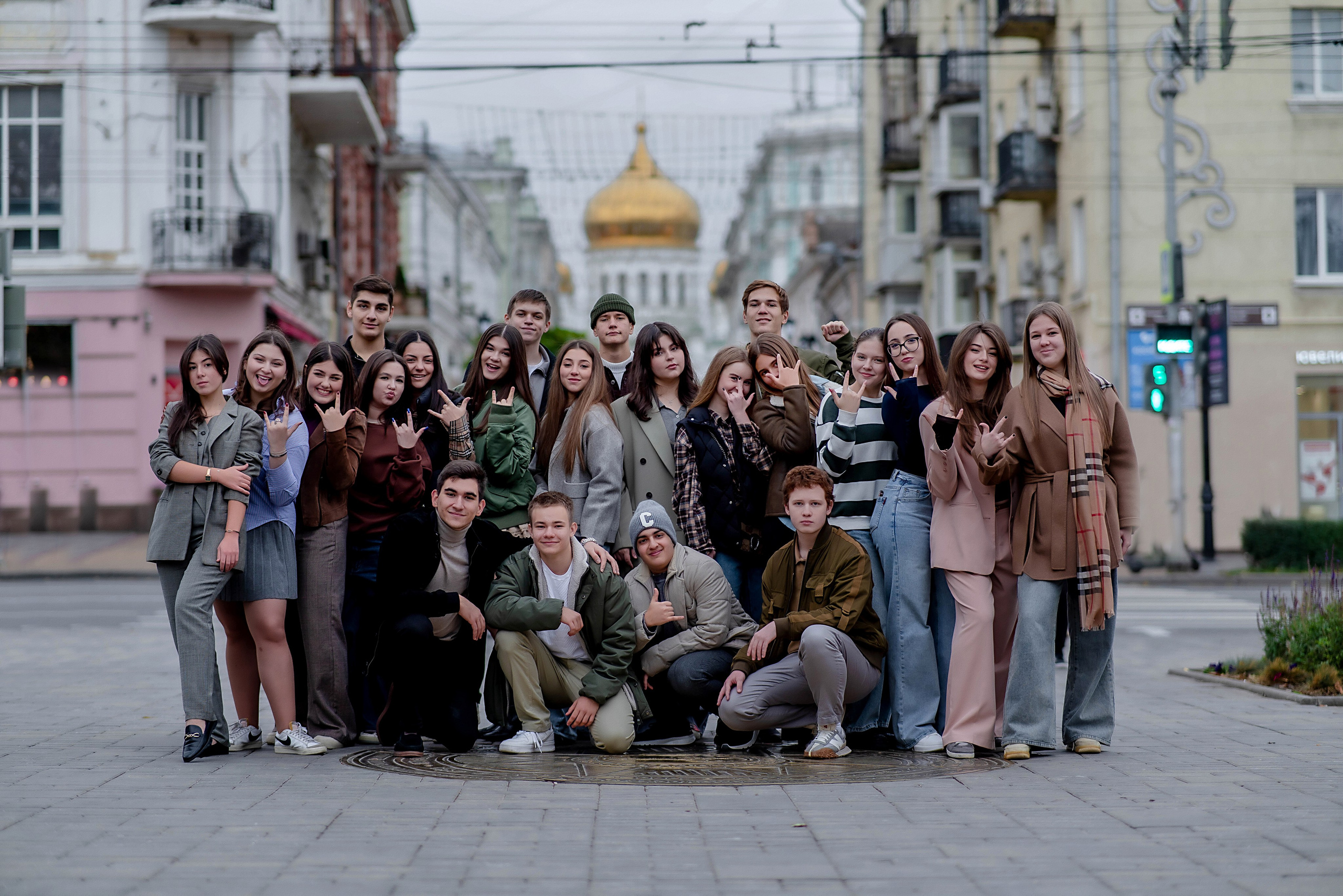 ВАРИАНТЫ СТИЛЕЙ ОДЕЖДЫ (LOOK). Современные Выпускные Альбомы в Ростове-на-Дону
