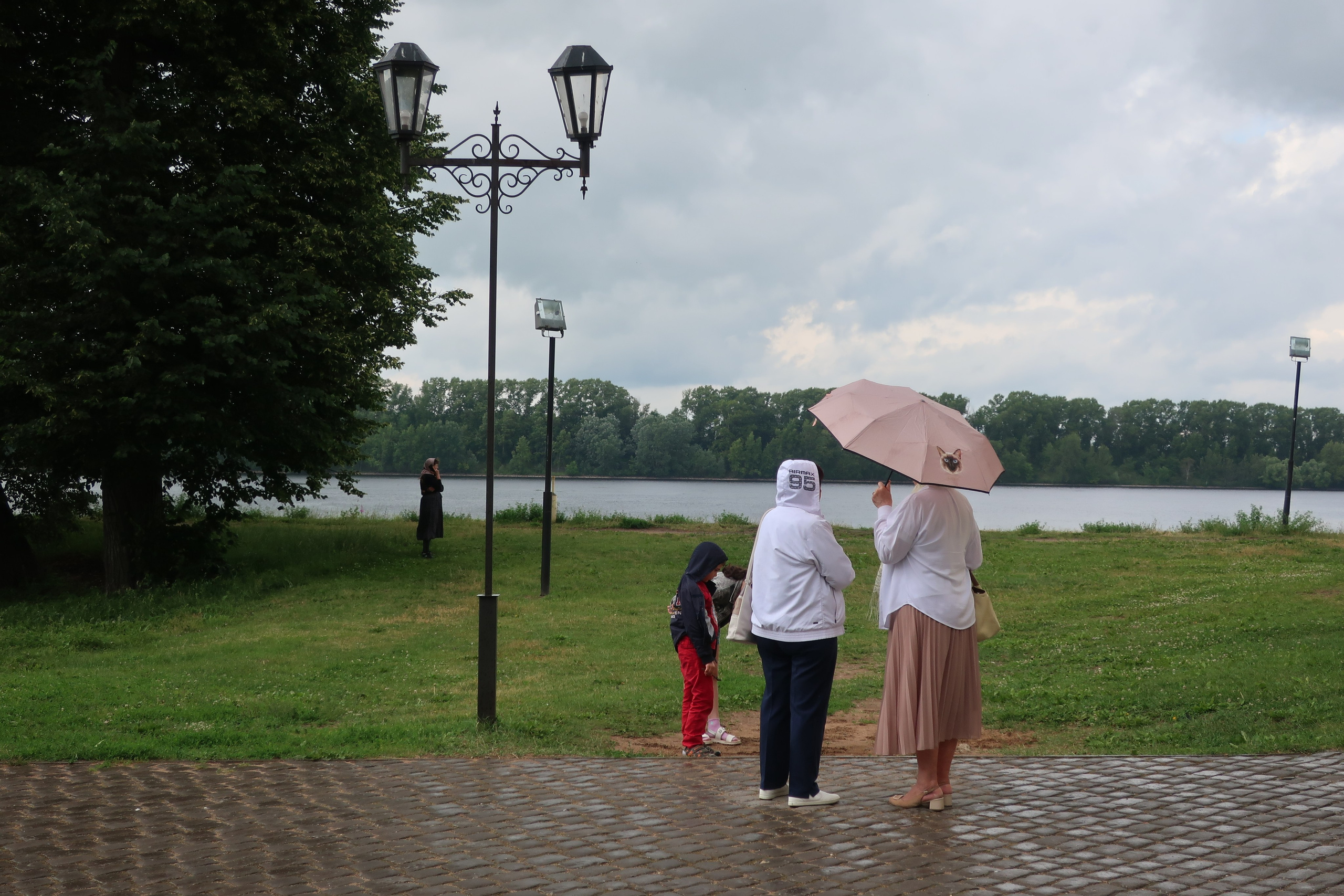 Фотопрогулка по летнему Угличу: что посмотреть, краткая история города. Проект «Фотокладовка»: блог уличной фотографии в формате street photo