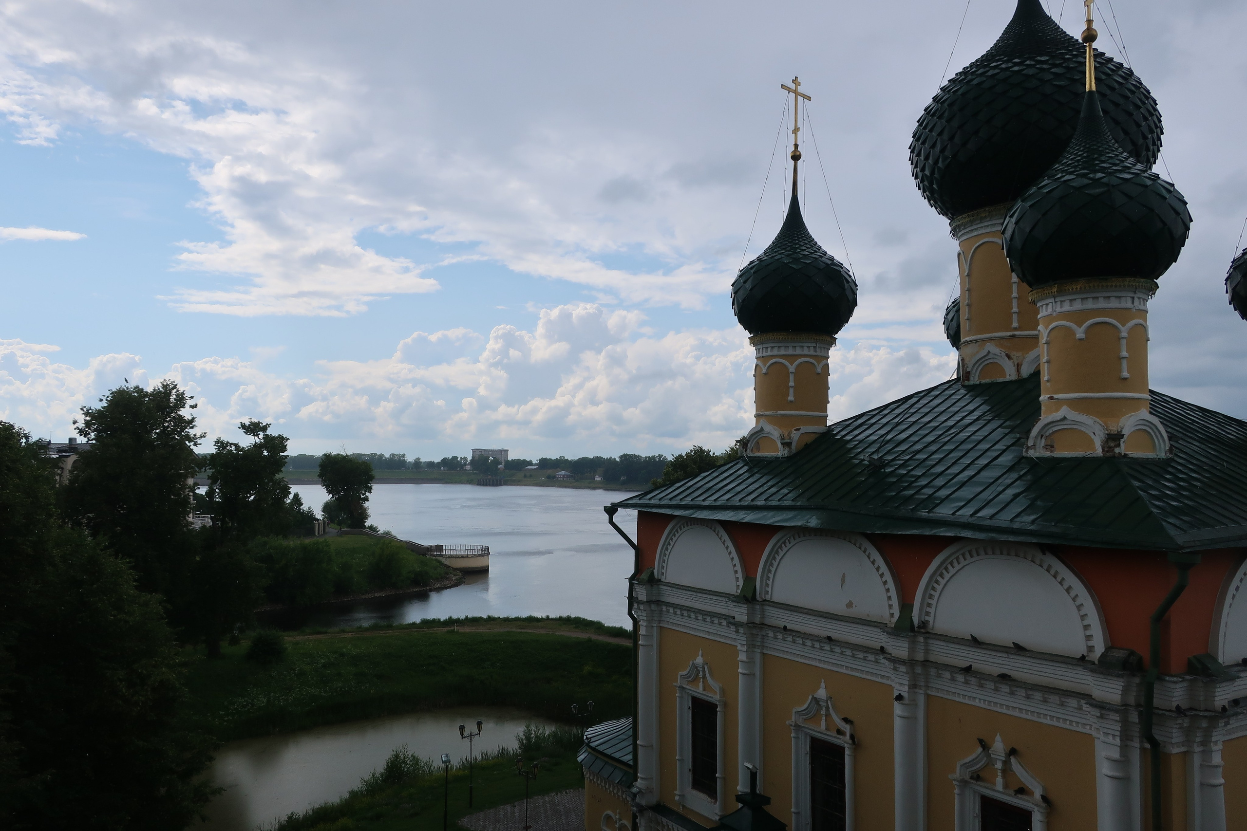 Фотопрогулка по летнему Угличу: что посмотреть, краткая история города. Проект «Фотокладовка»: блог уличной фотографии в формате street photo