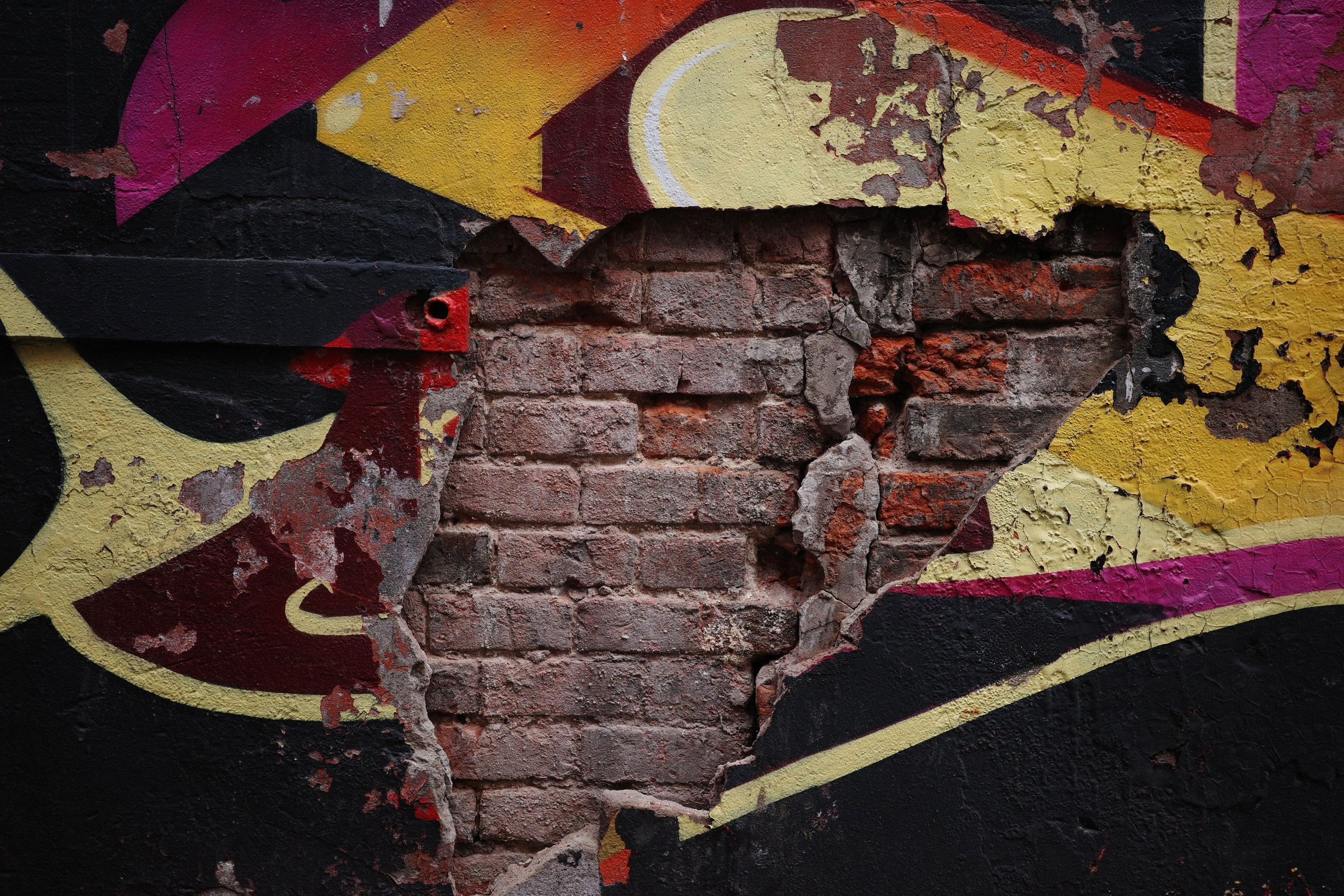 Красный Октябрь: от шоколадной фабрики до популярного арт-пространства, уличного искусства и киберпанка. Проект «Фотокладовка»: блог уличной фотографии в формате street photo