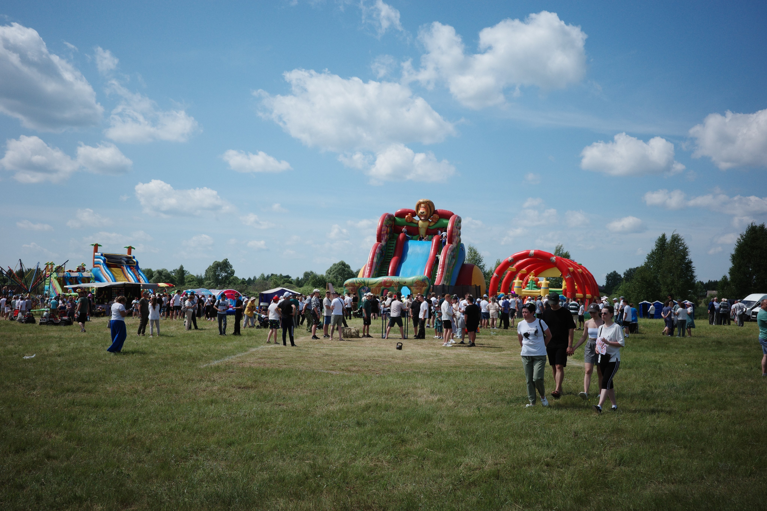 Акша Келу: Белая Берёза на берегу реки Вад — фотопрогулка по фестивалю. Проект «Фотокладовка»: блог уличной фотографии в формате street photo