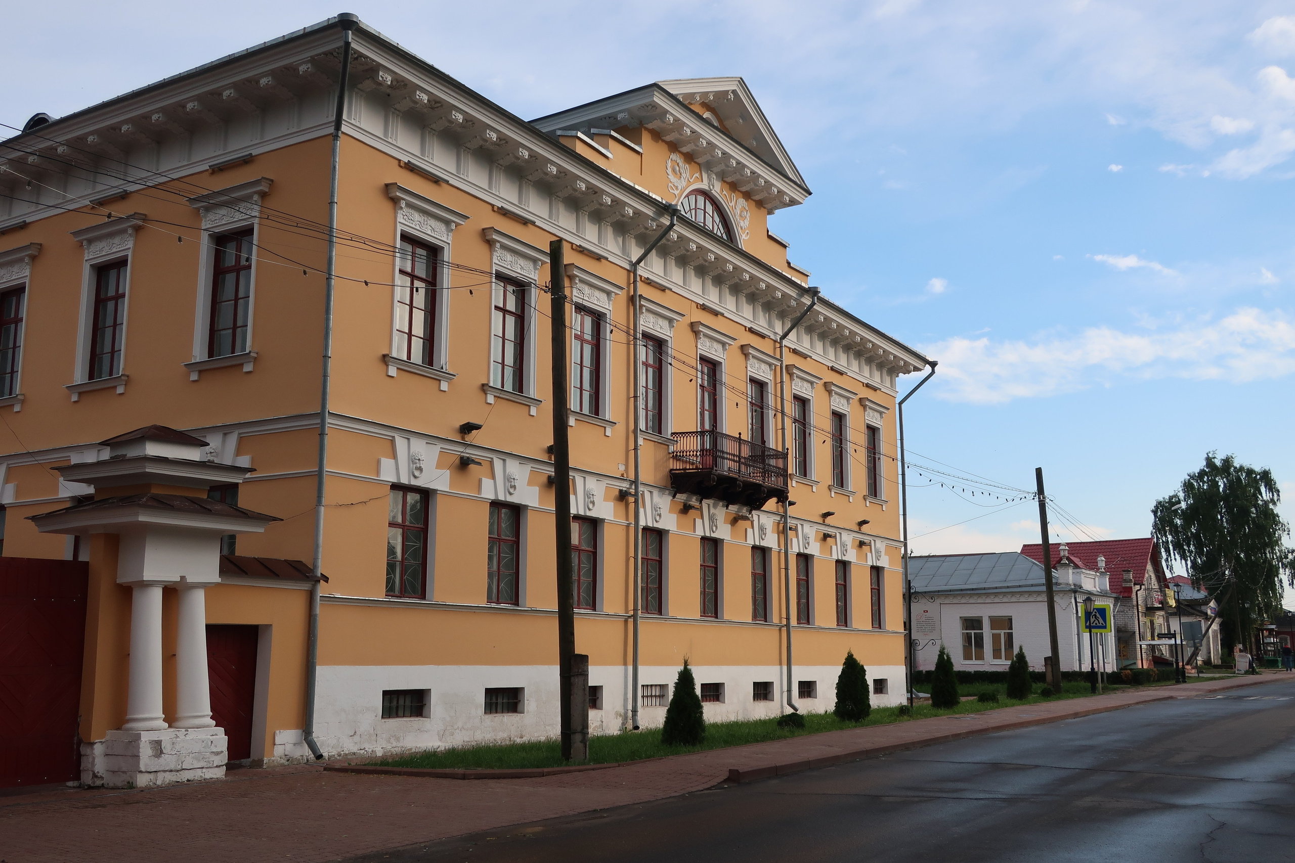 Фотопрогулка по Мышкину. Проект «Фотокладовка»: блог уличной фотографии в формате street photo