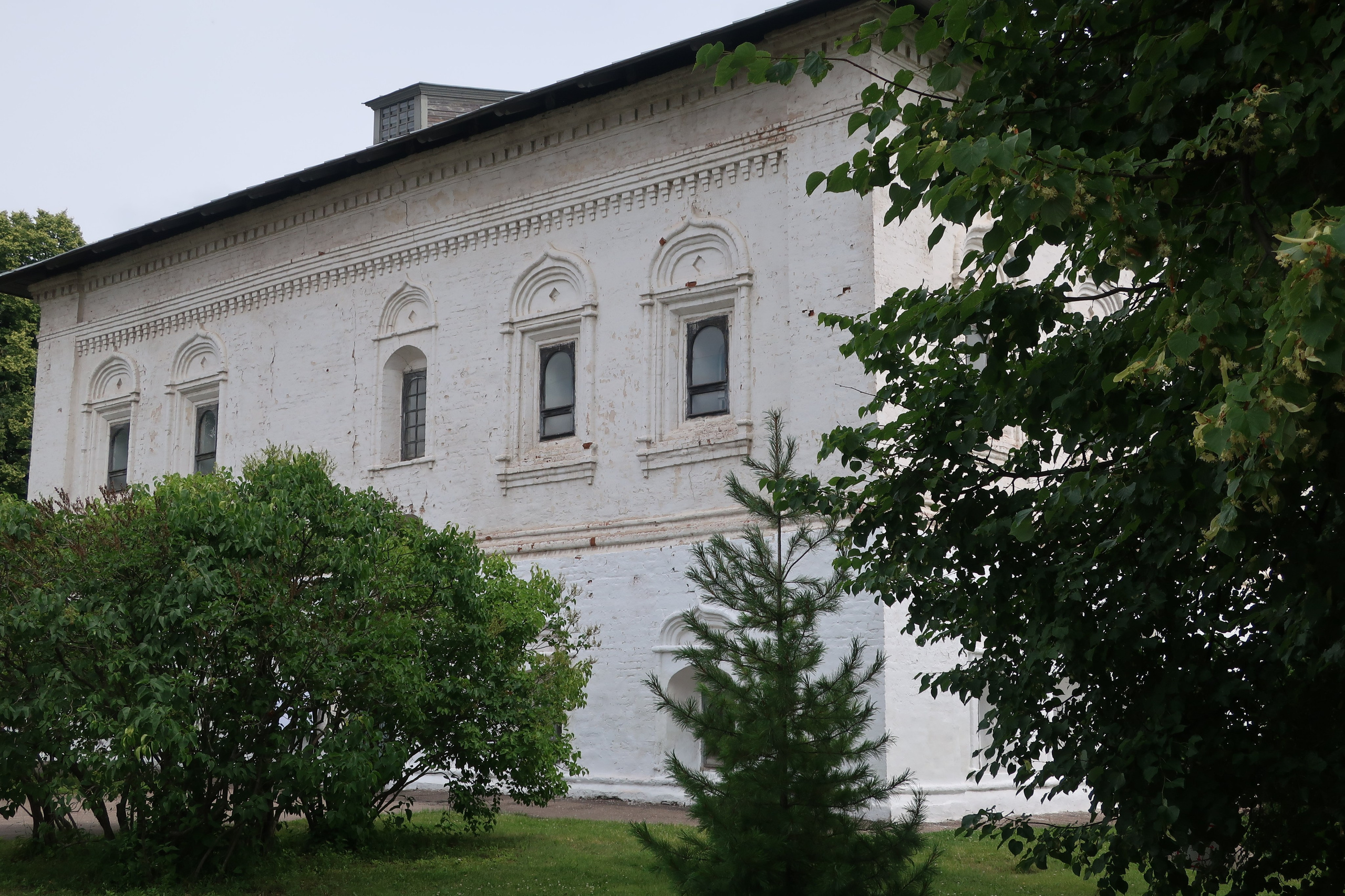 Летняя фотопрогулка по Ярославлю: кремль и виды на город с колокольни. Проект «Фотокладовка»: блог уличной фотографии в формате street photo