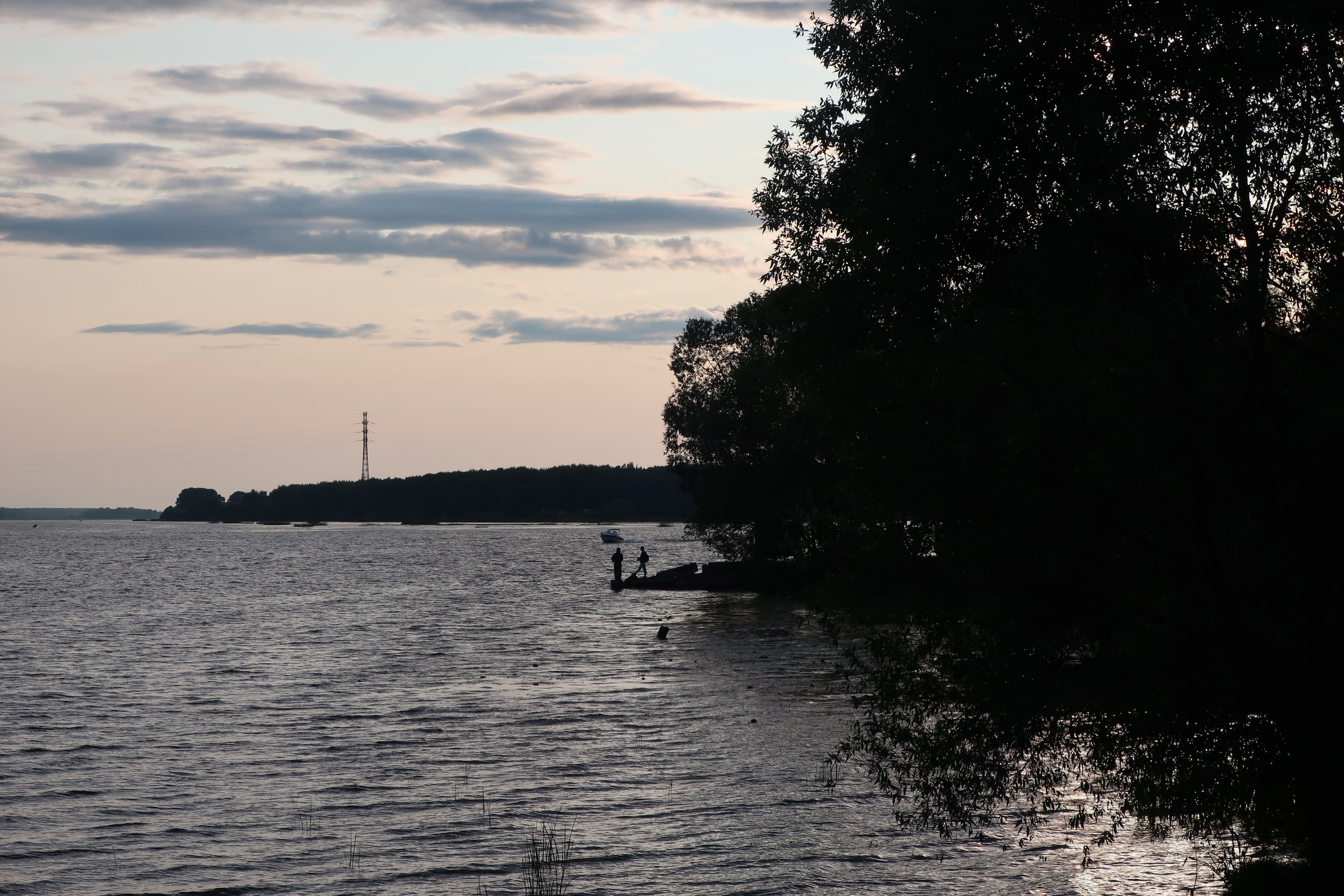 Фотопрогулка по дождливой Костроме, ч.2: улицы города и дворы. Проект «Фотокладовка»: блог уличной фотографии в формате street photo