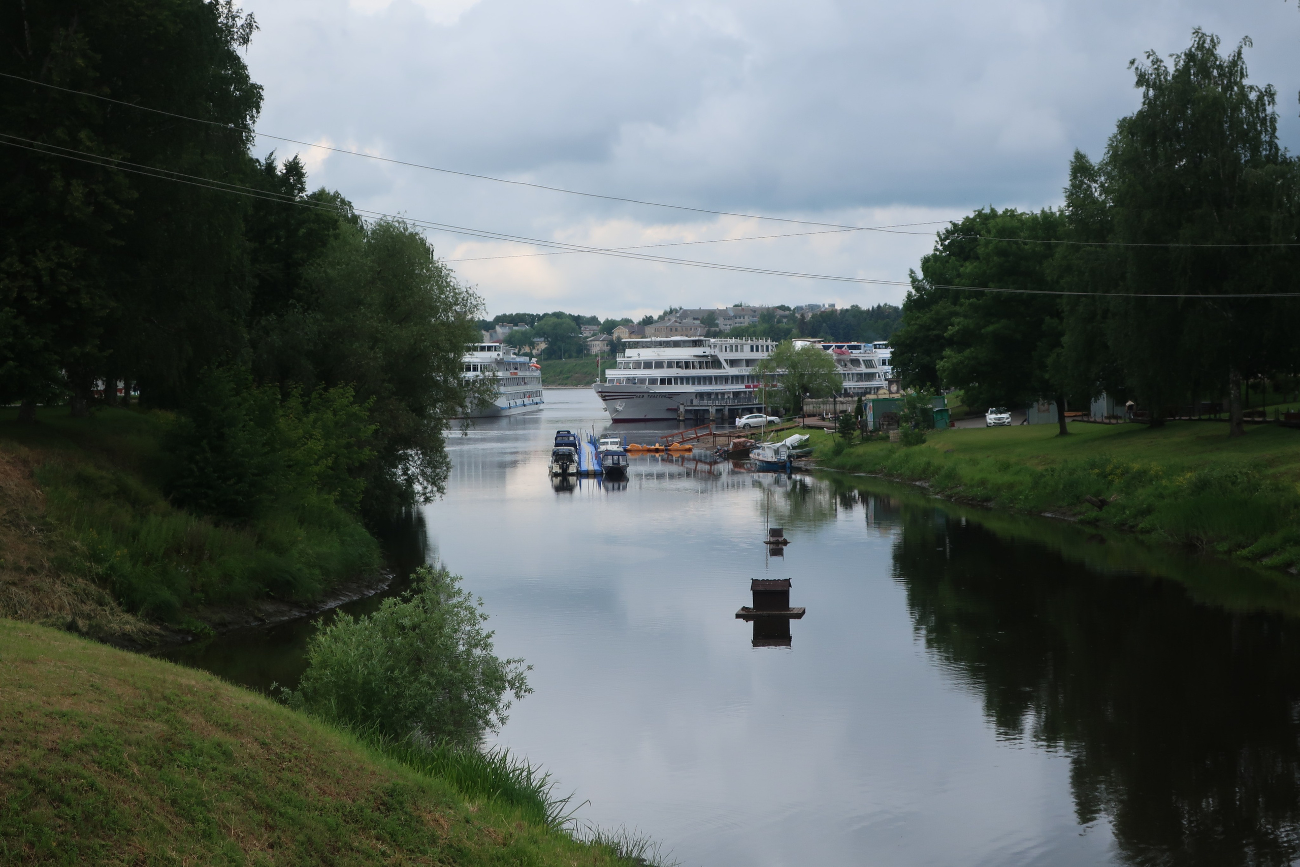 Фотопрогулка по летнему Угличу: что посмотреть, краткая история города. Проект «Фотокладовка»: блог уличной фотографии в формате street photo