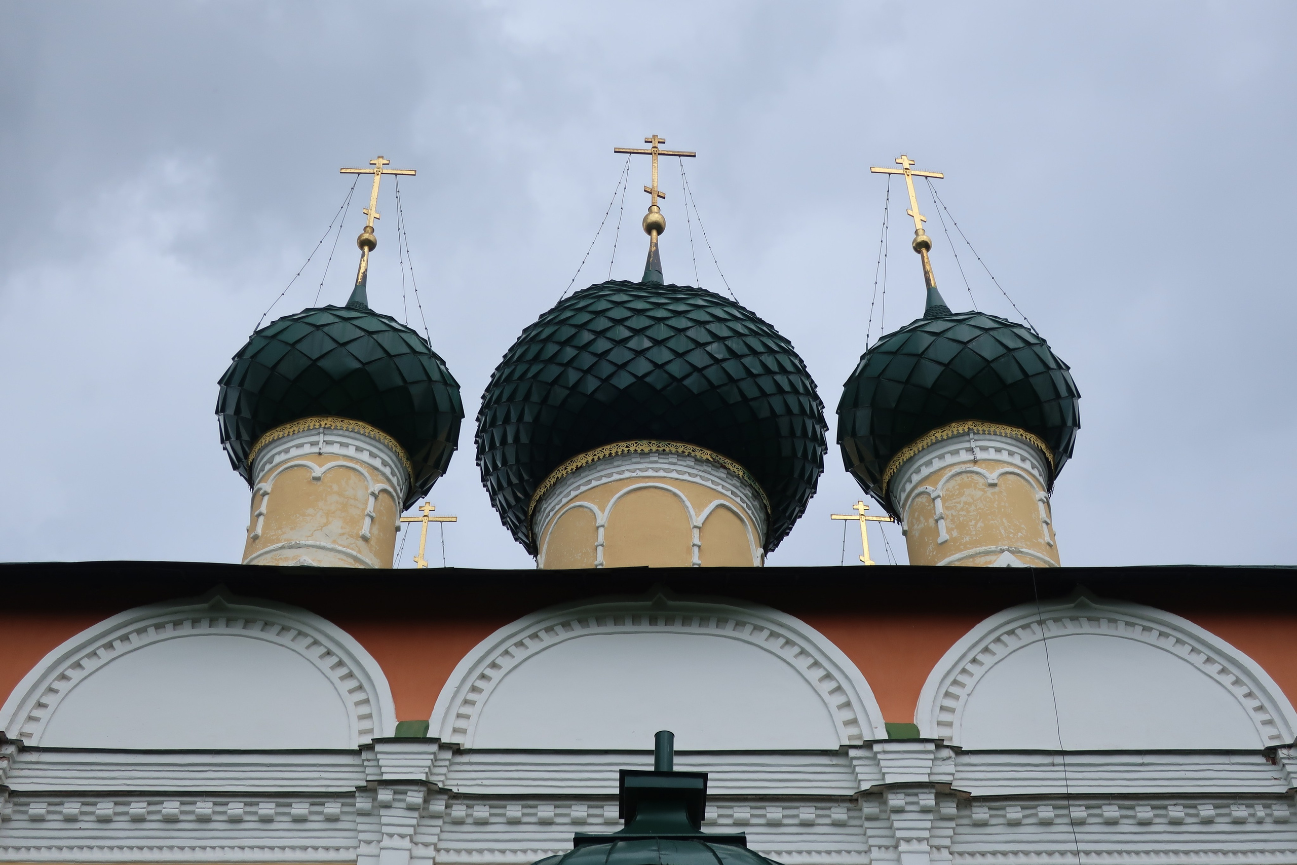 Фотопрогулка по летнему Угличу: что посмотреть, краткая история города. Проект «Фотокладовка»: блог уличной фотографии в формате street photo