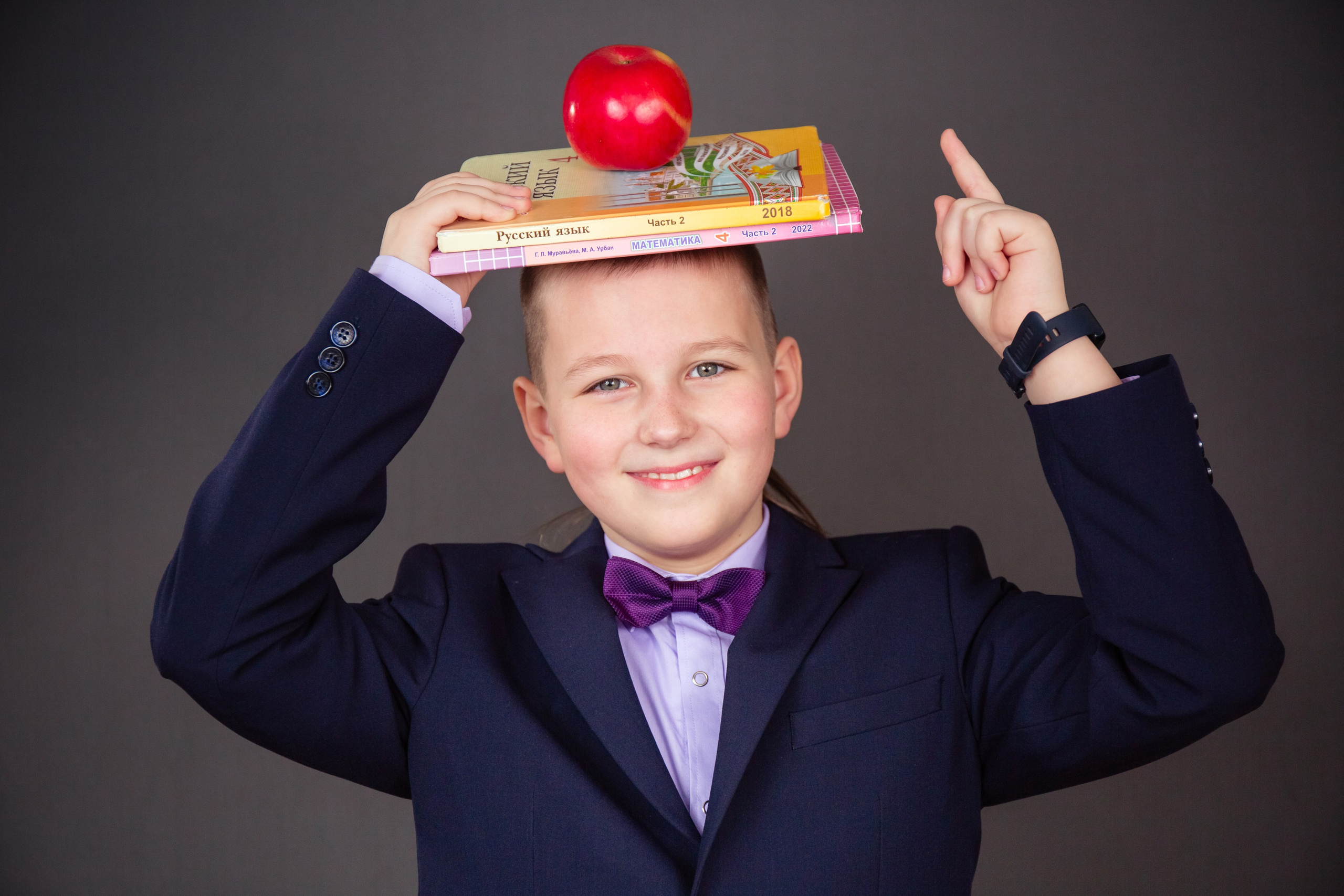 Выпускные альбомы для школы. Выпускные альбомы в Минске, фотоальбом в школу и детский сад