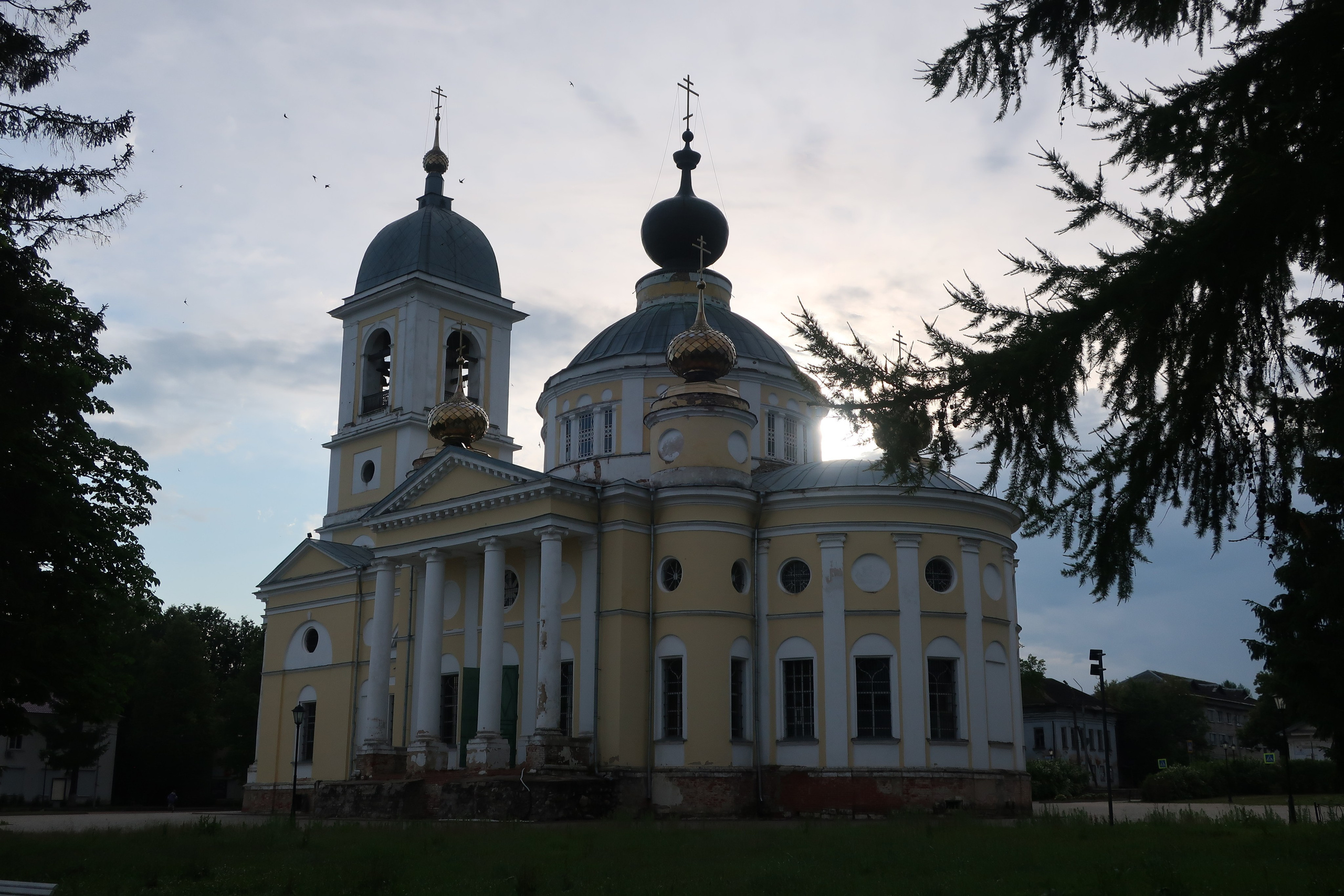 Фотопрогулка по Мышкину. Проект «Фотокладовка»: блог уличной фотографии в формате street photo