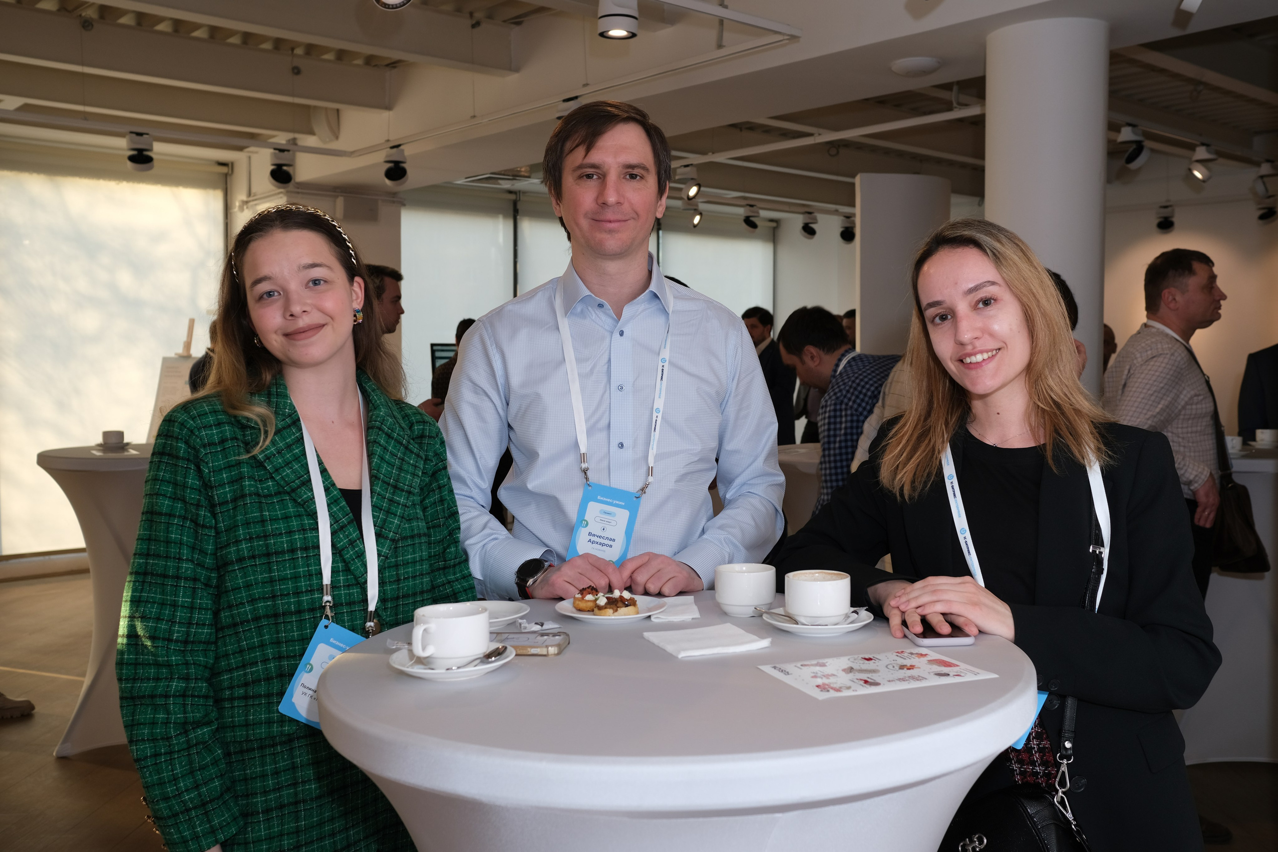 Услуги. Моя высокая любовь  — в каждом кадре