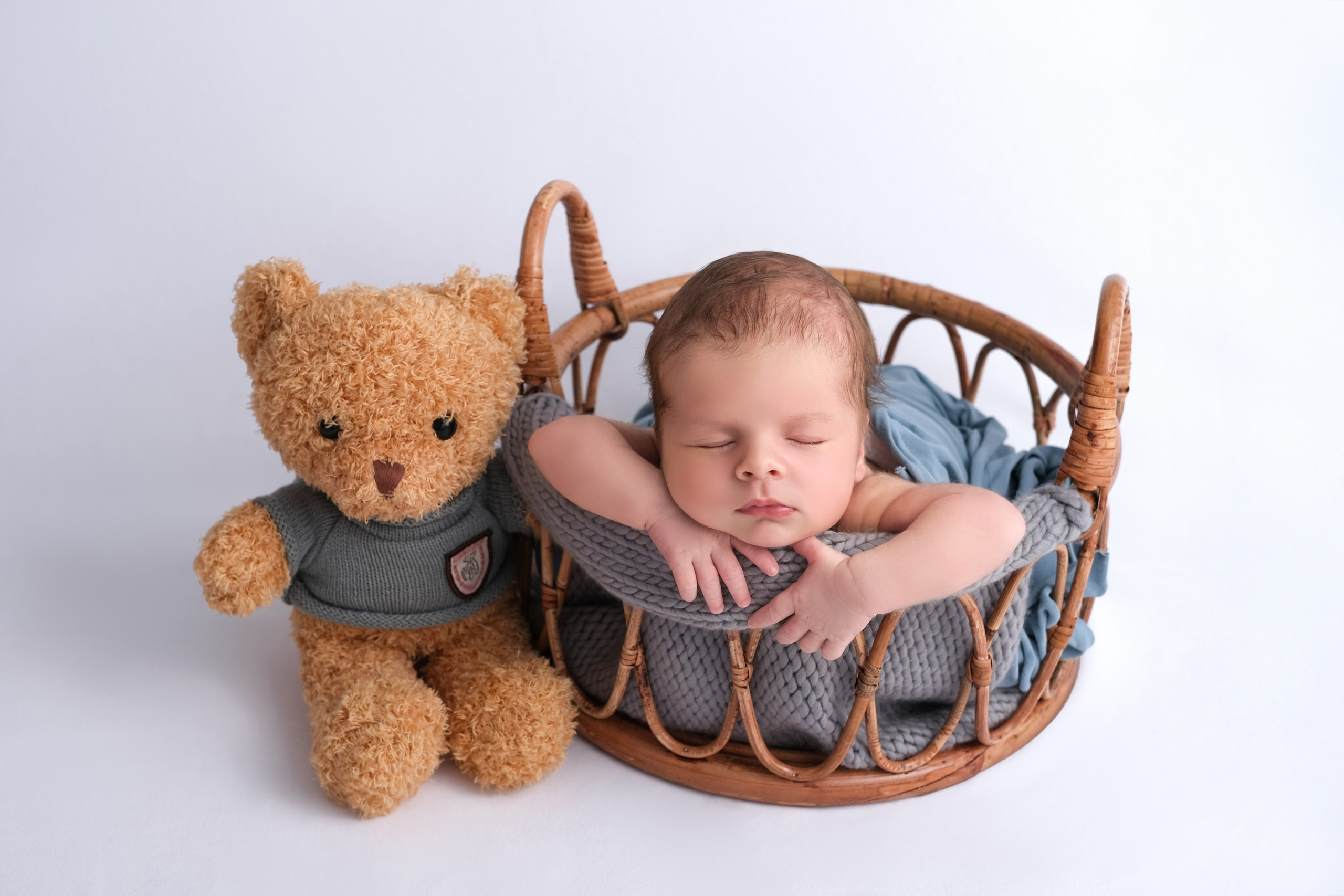 Фотограф новорожденных в Караганде