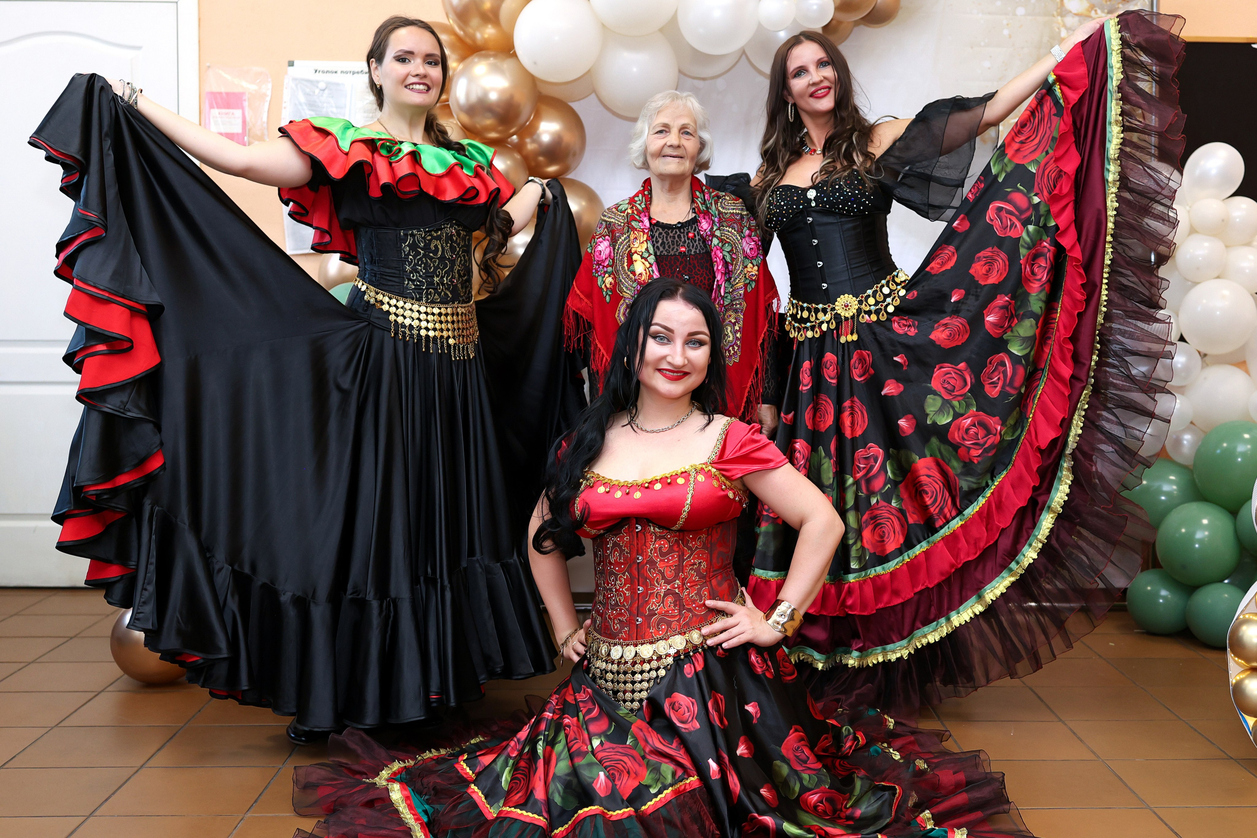 Фото услуги. НаВеселе…)) Тамада (Ведущий) в Туле! Юбилеи, Свадьбы, Корпоративы! Ростовые куклы! И всё необходимое для Вашего Праздника!