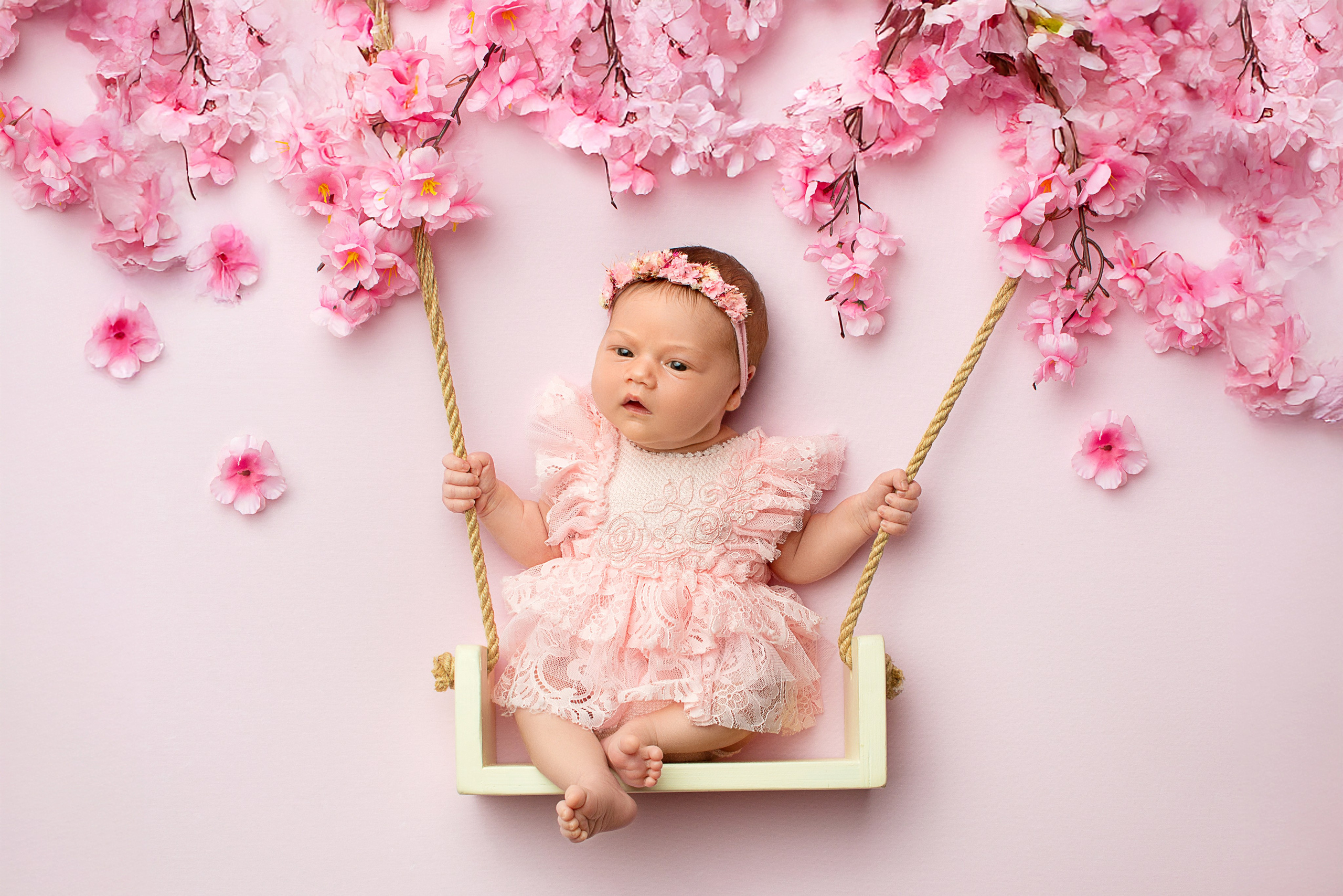 Ретушь фотографий новорожденных. Алексеева Надежда