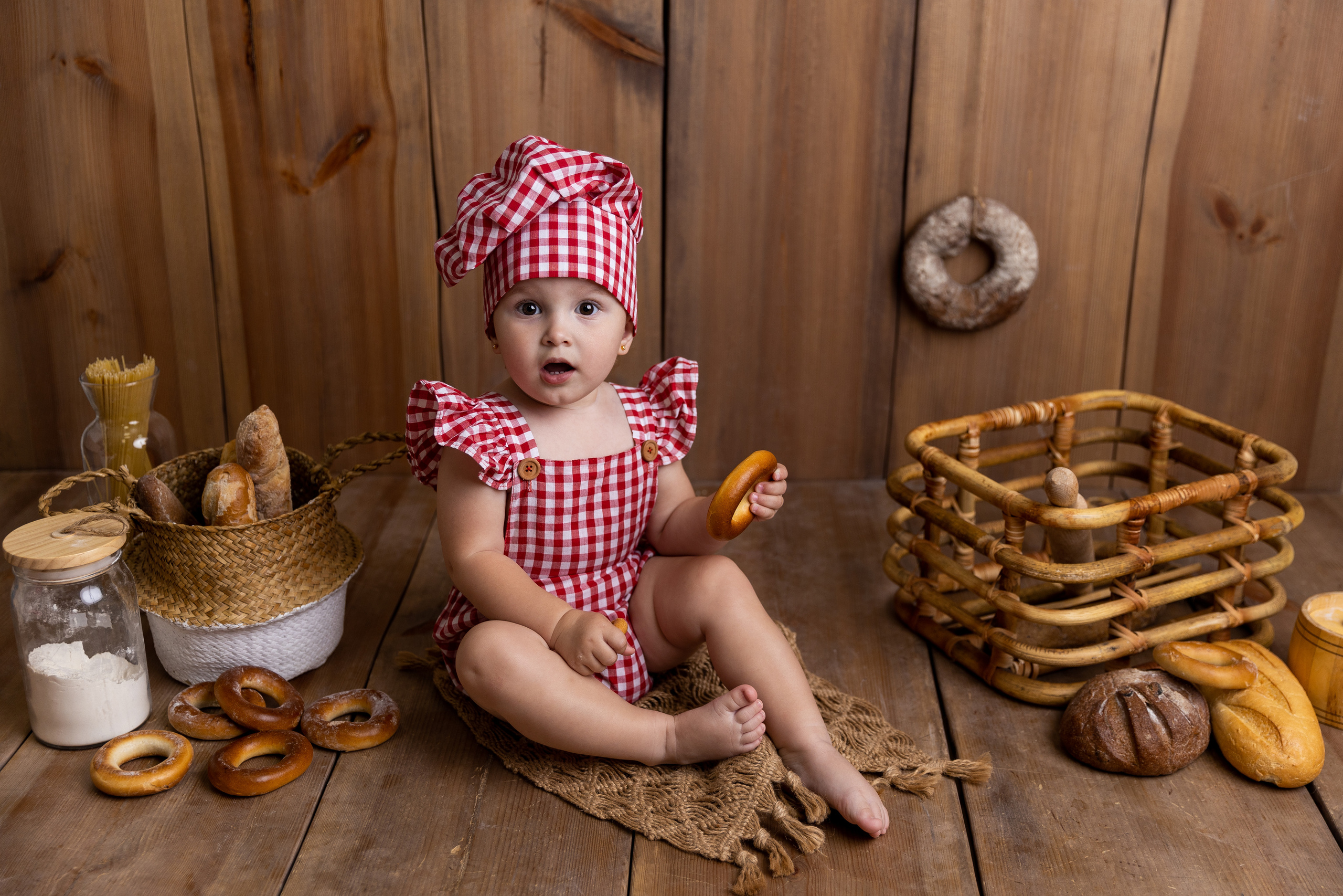 Малыши 6+ и другие фотосессии. Фотограф новорождённых в городе Щёлково и Москве Екатерина Фоменко