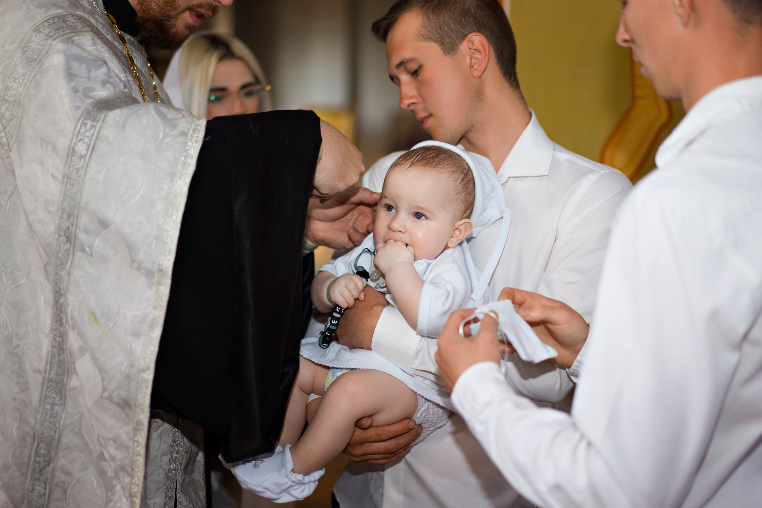 Таинство крещения. Профессиональный фотограф новорожденных Ксения Бортник