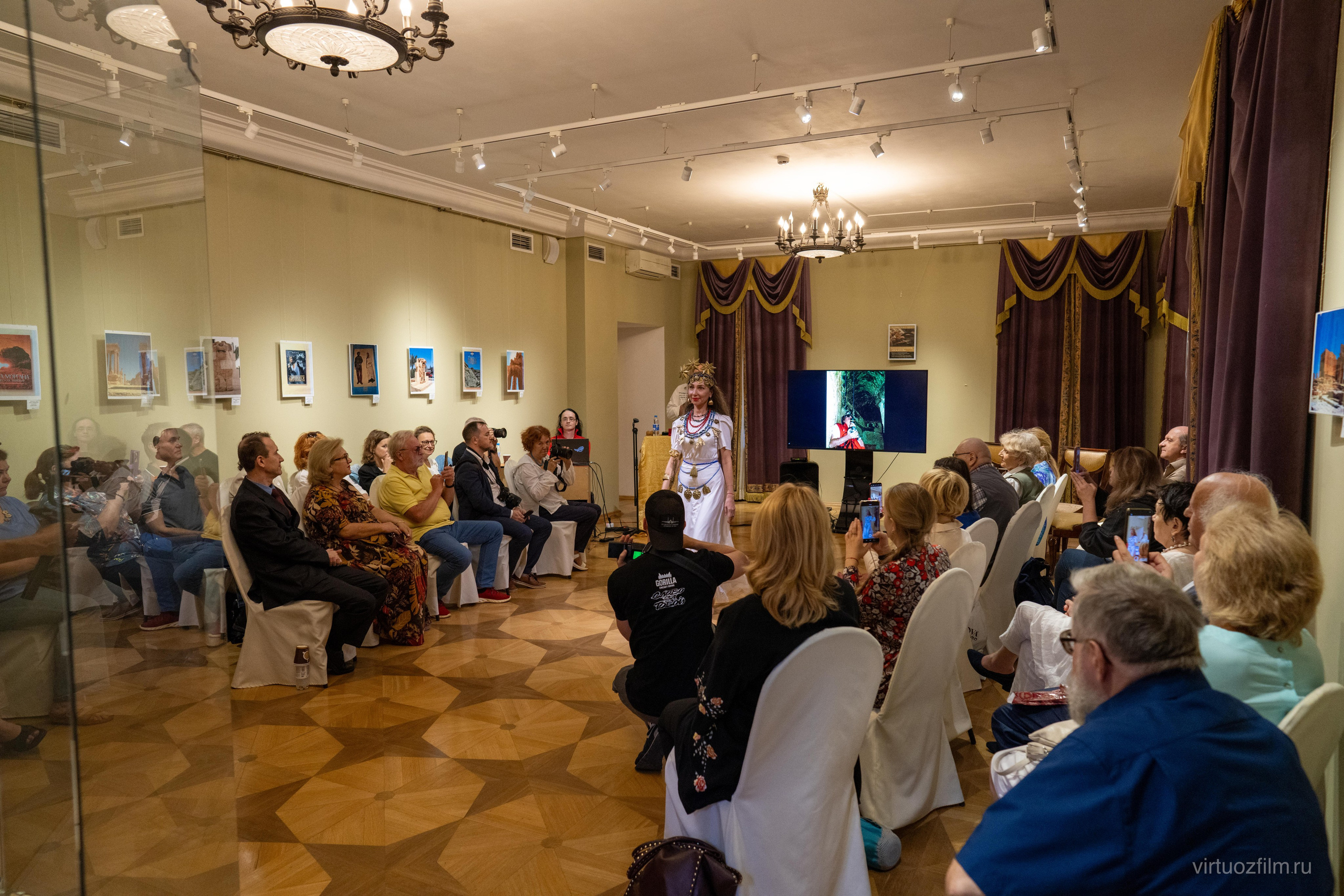 Съёмка творческой встречи с Андрэ Роллана