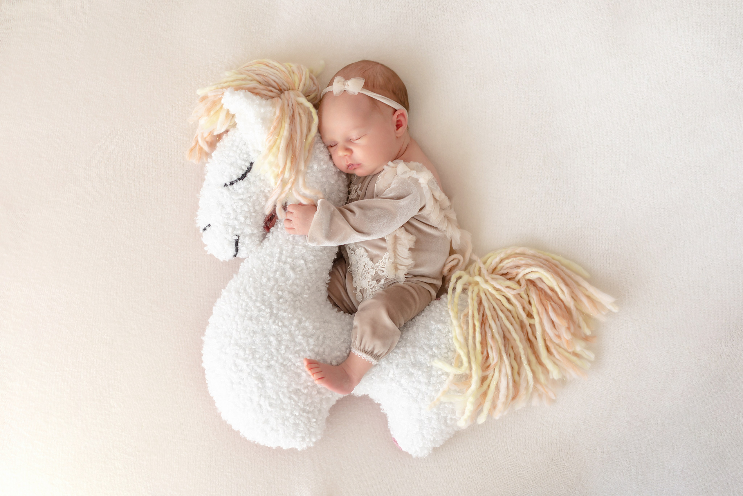 Услуги / Новорожденные до 28 дней. Фотограф новорожденных в Тюмени