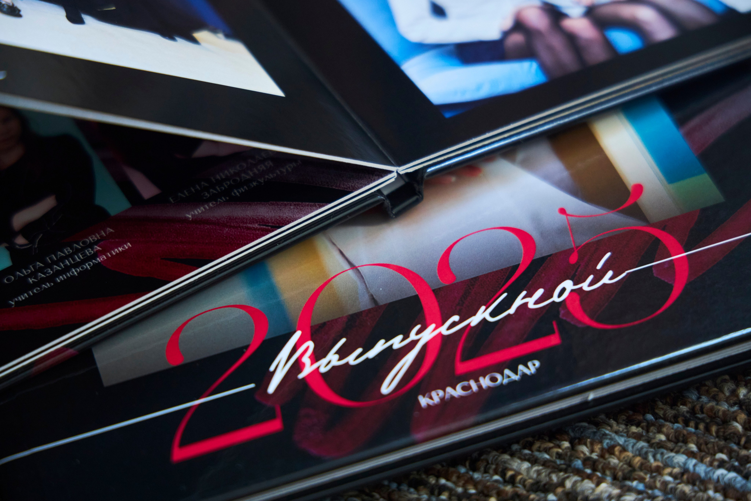 Виды выпускных альбомов. Фотосъёмка и фотоальбомы от Зара Фото