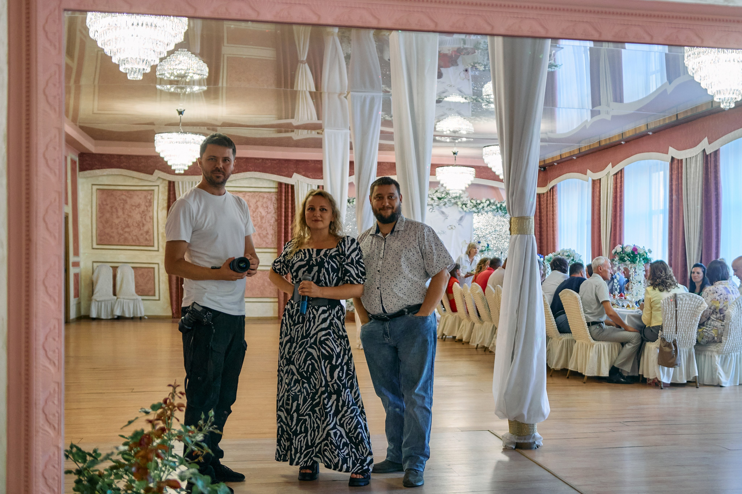 BTS. Съёмки в кафе «Венеция». Фотограф Виталий Сид: профессиональная фотосъемка, обучение и новости индустрии