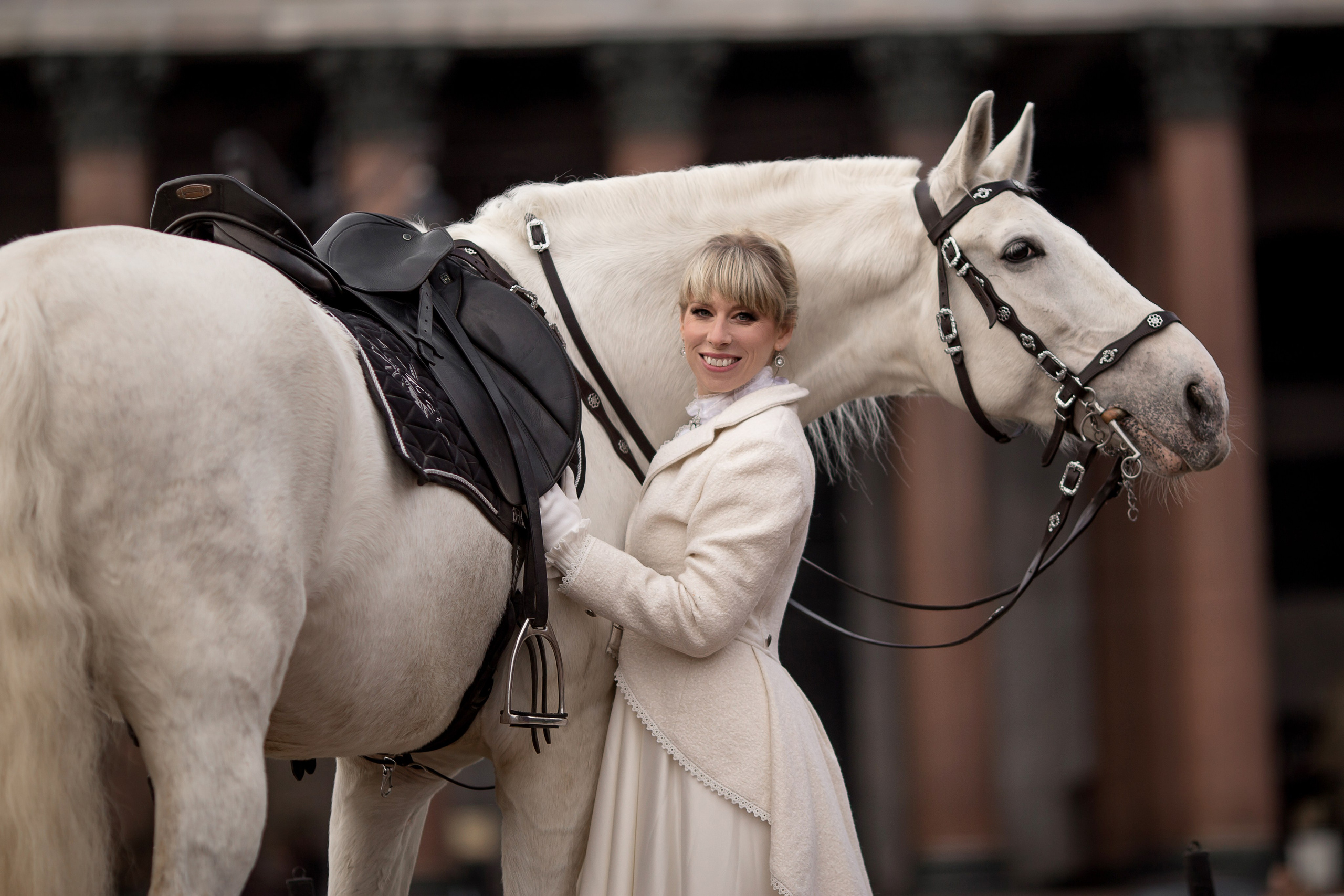 Фотопроект в центре Санкт-Петербурга с лошадьми
