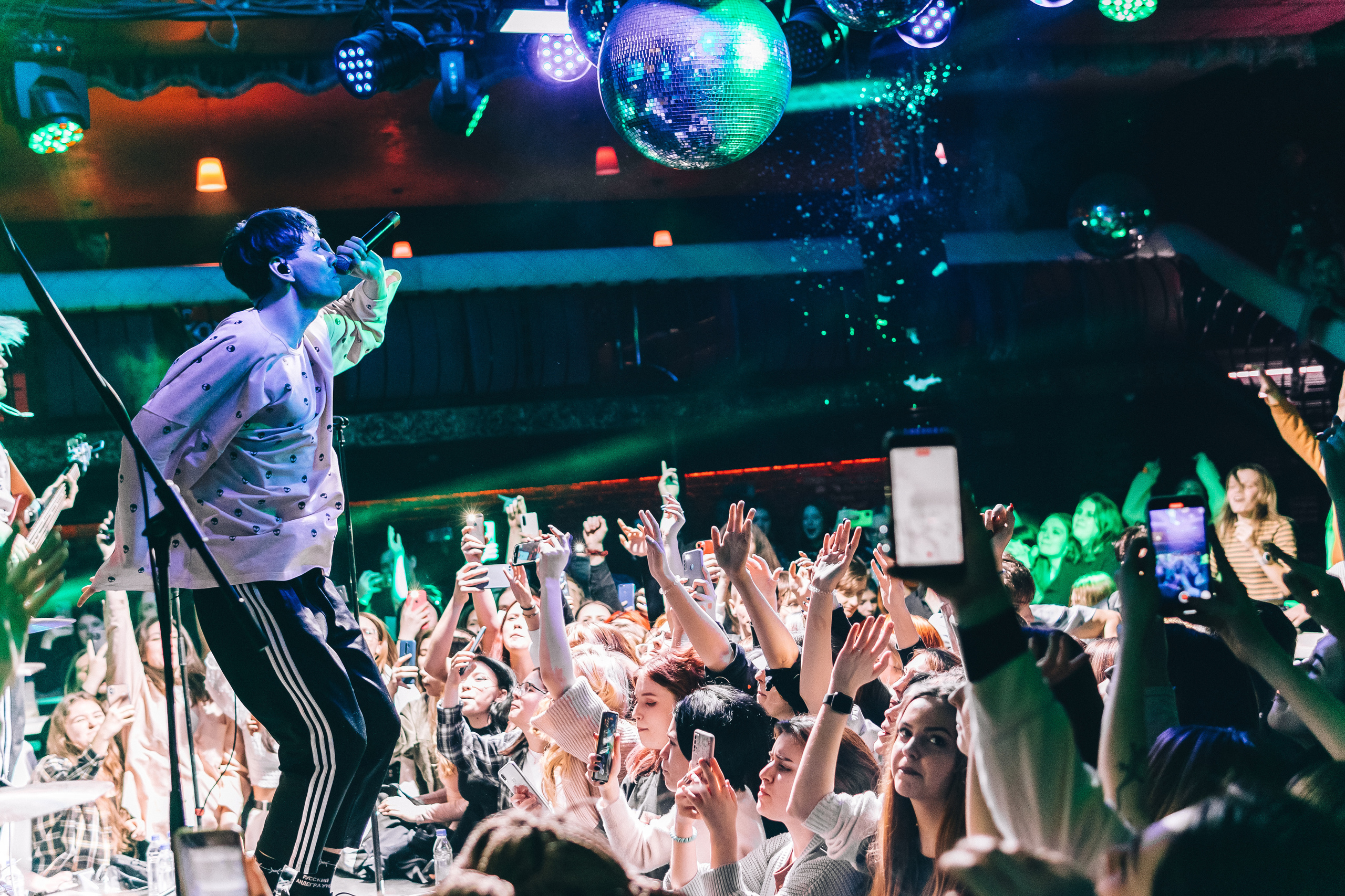 Репортажная съемка концерта группы КОСМОНАВТОВ НЕТ в г. Ростов-на-Дону. Фотограф в Ростове-на-Дону Игорь Апасеев