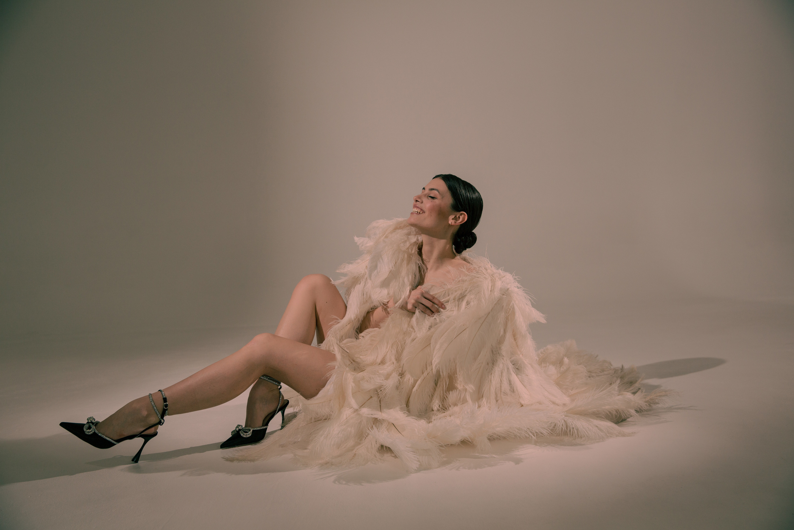 Полет птицы пернатой. Визуальный художник Лиана Даренская, Москва