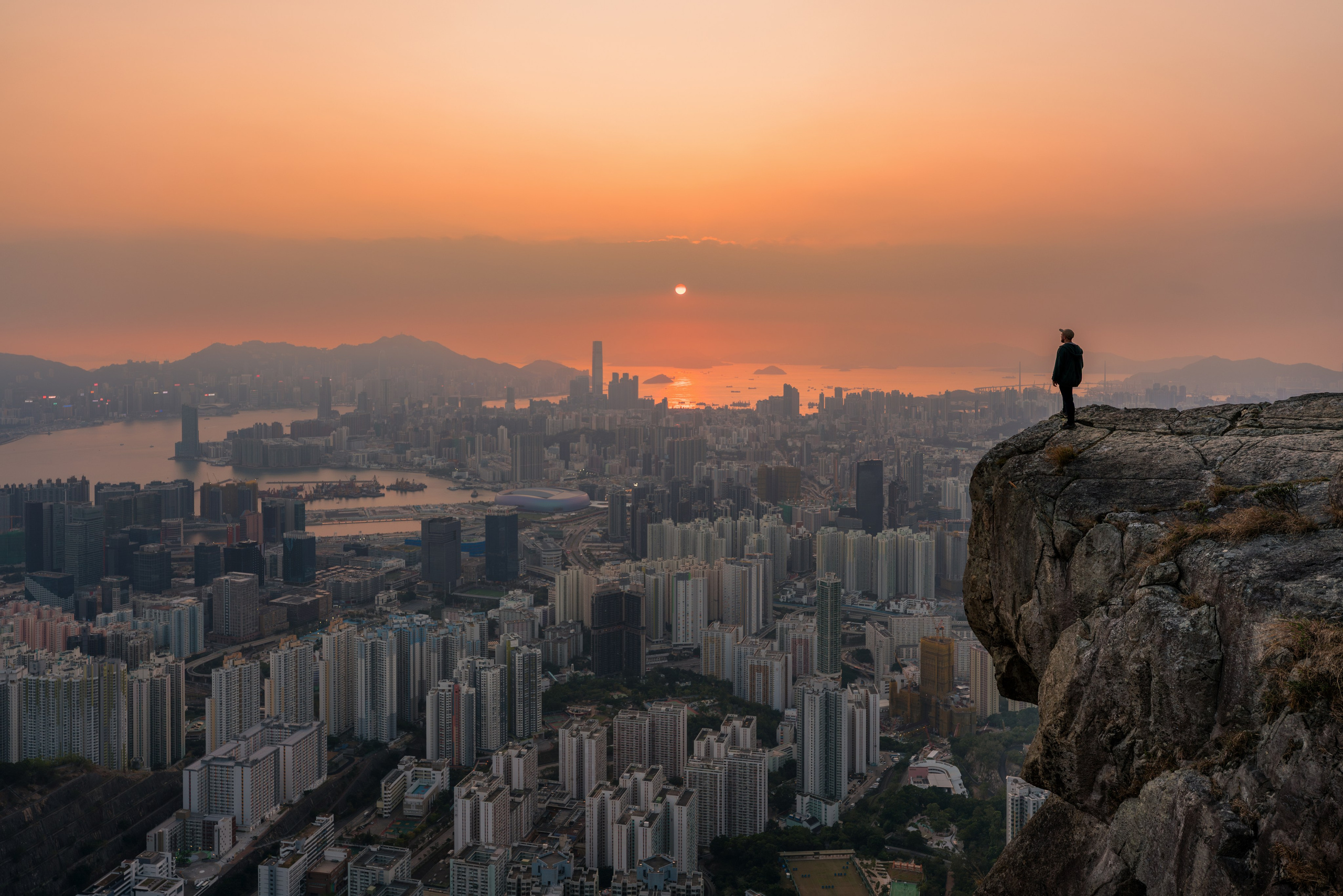 Контакты. Архитектурный фотограф Кирилл Цыбенко. Работаю в Москве и по всей России