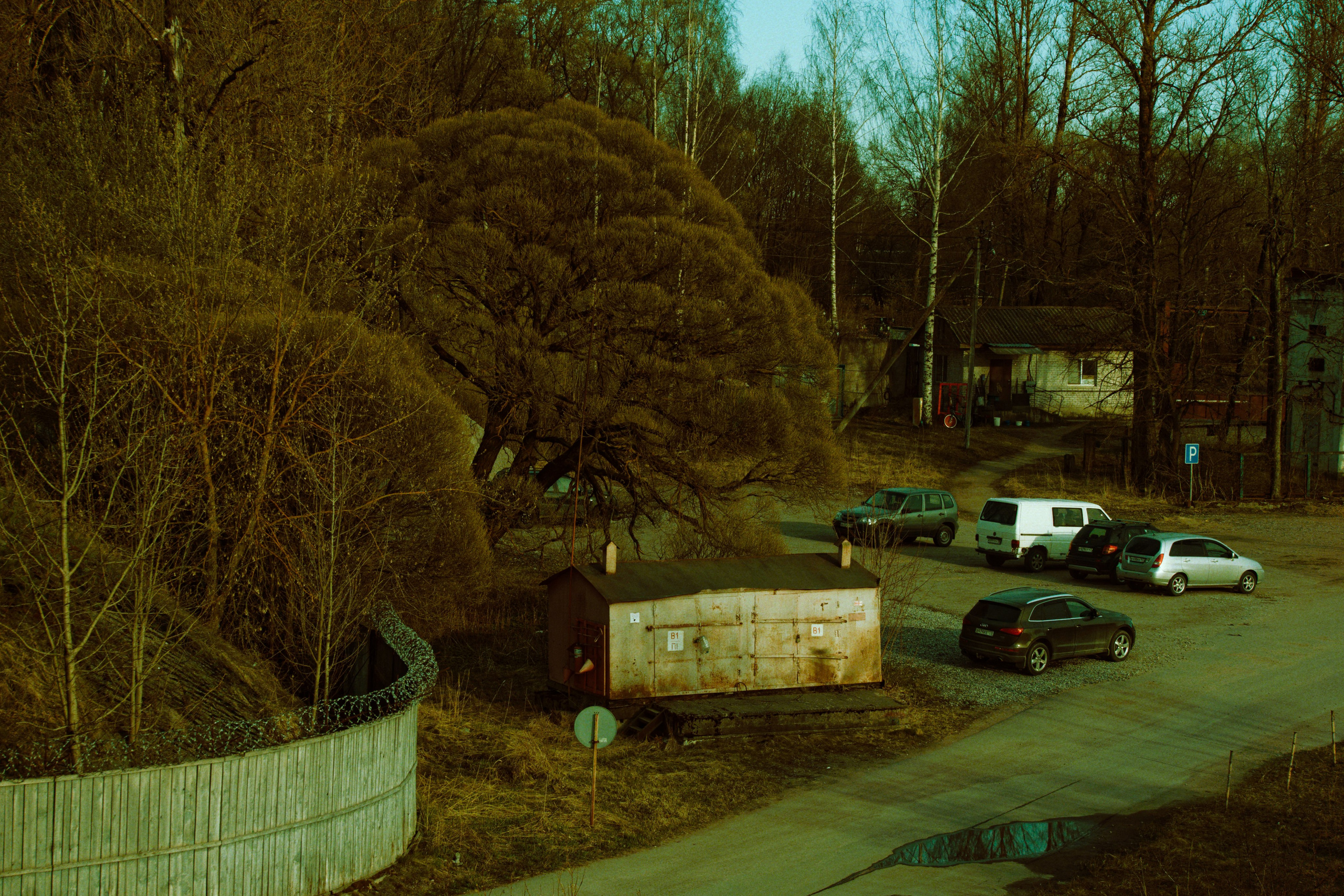 Отрадное — дрейф «система 22». Роман Ходырев — художник, фотограф, музыкант, эзотериолог. Санкт-Петербург, Рига