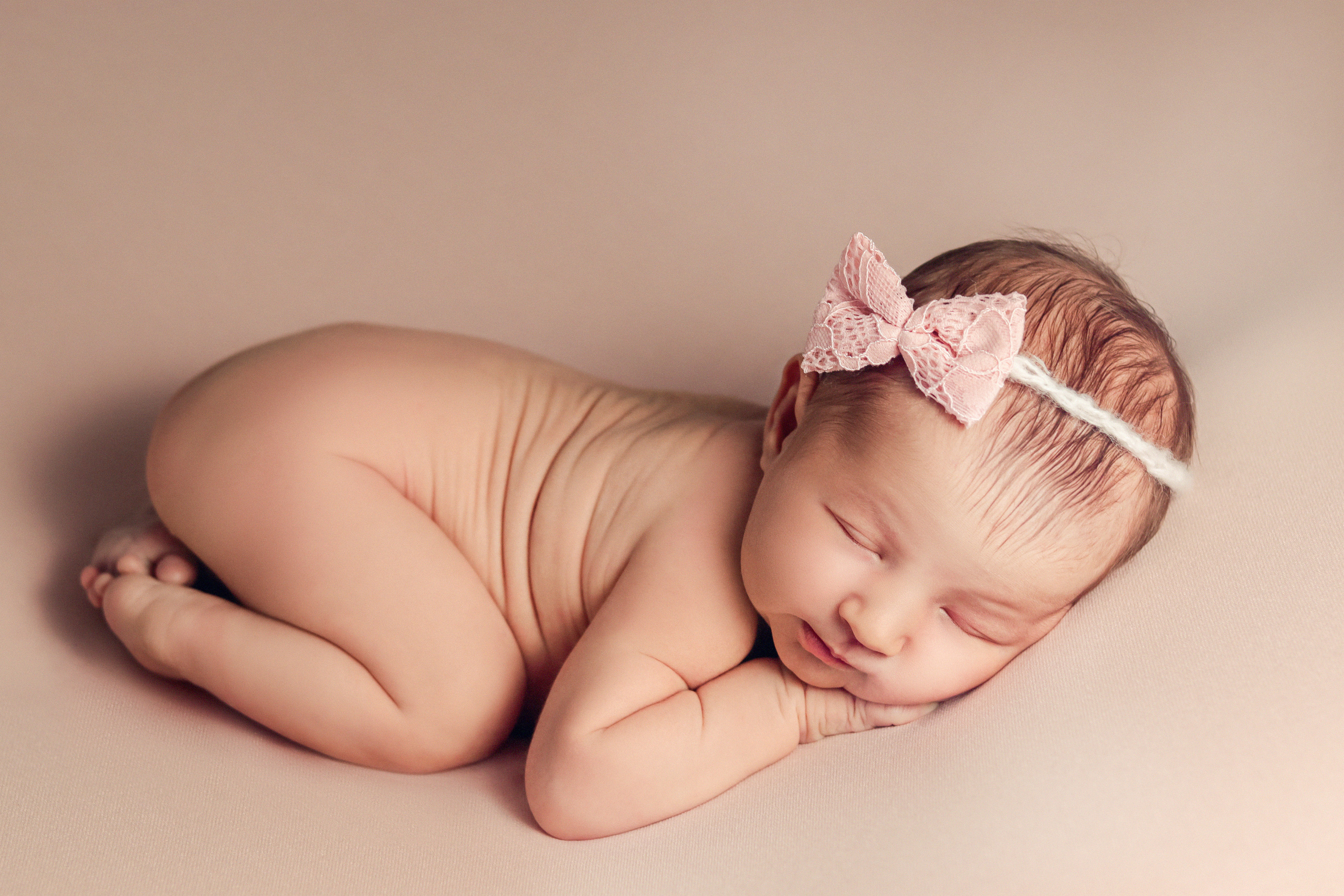 Фотосессия новорожденных Барнаул. Фотограф новорожденных в г. Барнаул Ренпенинг Катерина