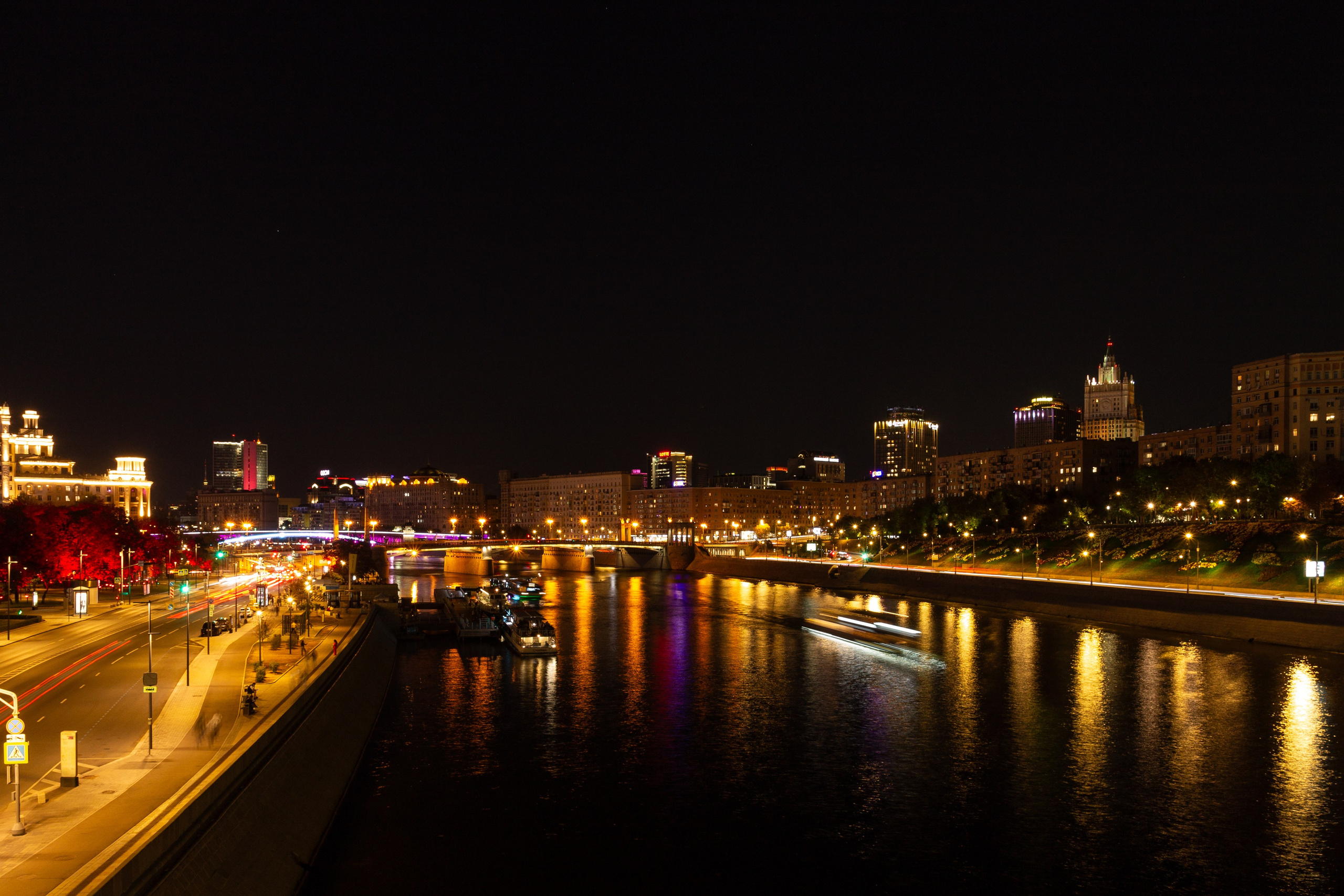 Ночная Москва. Фотограф Дарья Улюсова