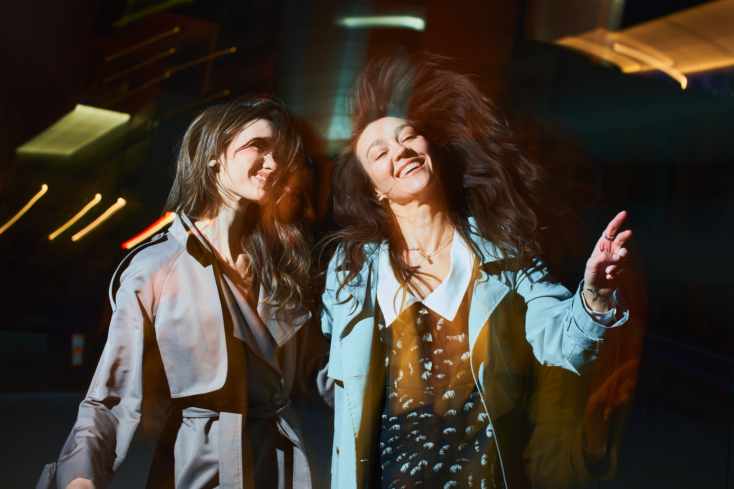 Цены на фотосъемку в Новосибирске, заказать репортаж, портреты или плёночного фотографа. Репортажный и женский фотограф в Новосибирске