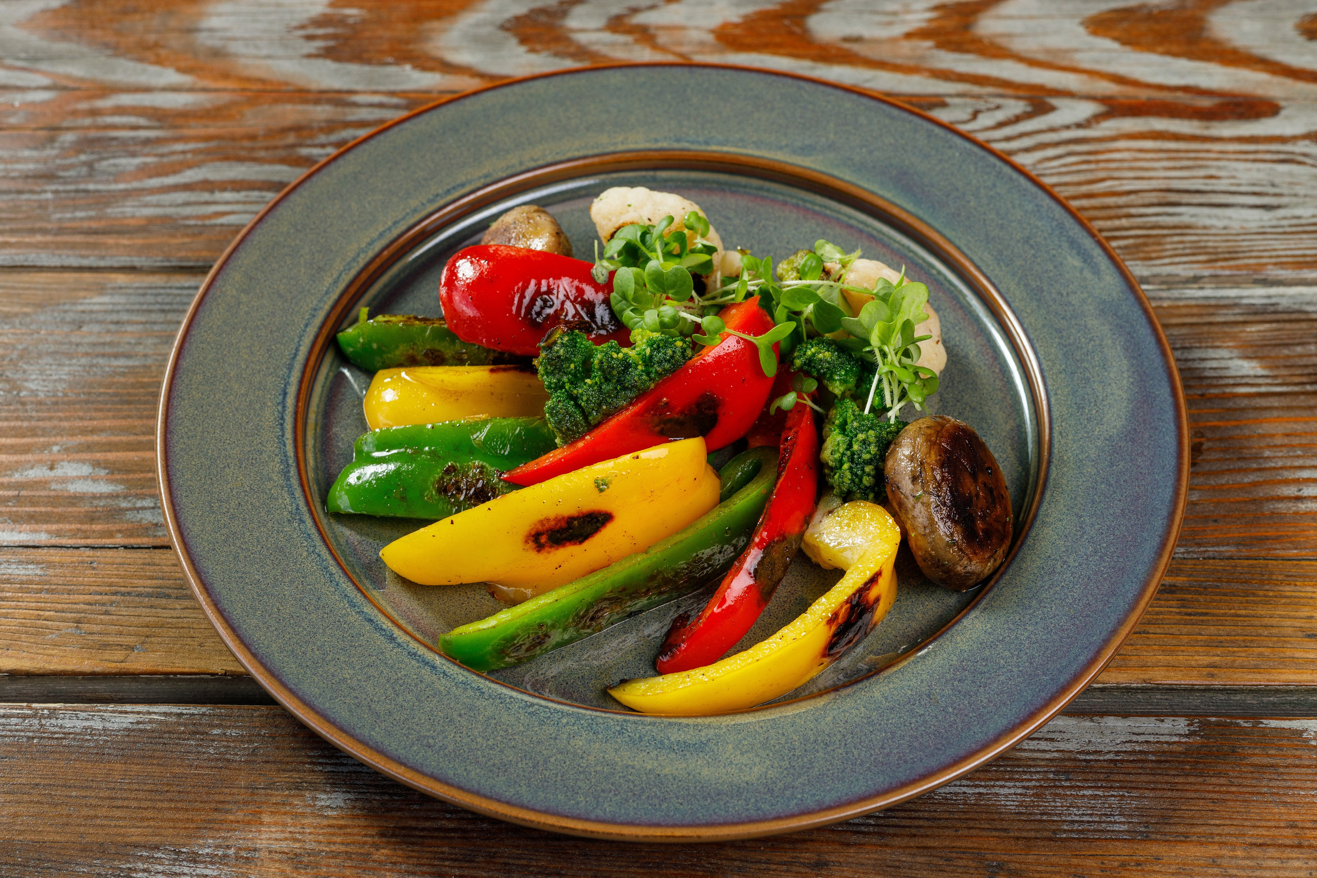 Фотосъемка блюд для доставки. Предметная съемка. Фотосъёмка блюд и напитков в Москве и Московской области. Фотограф Павел Коротков