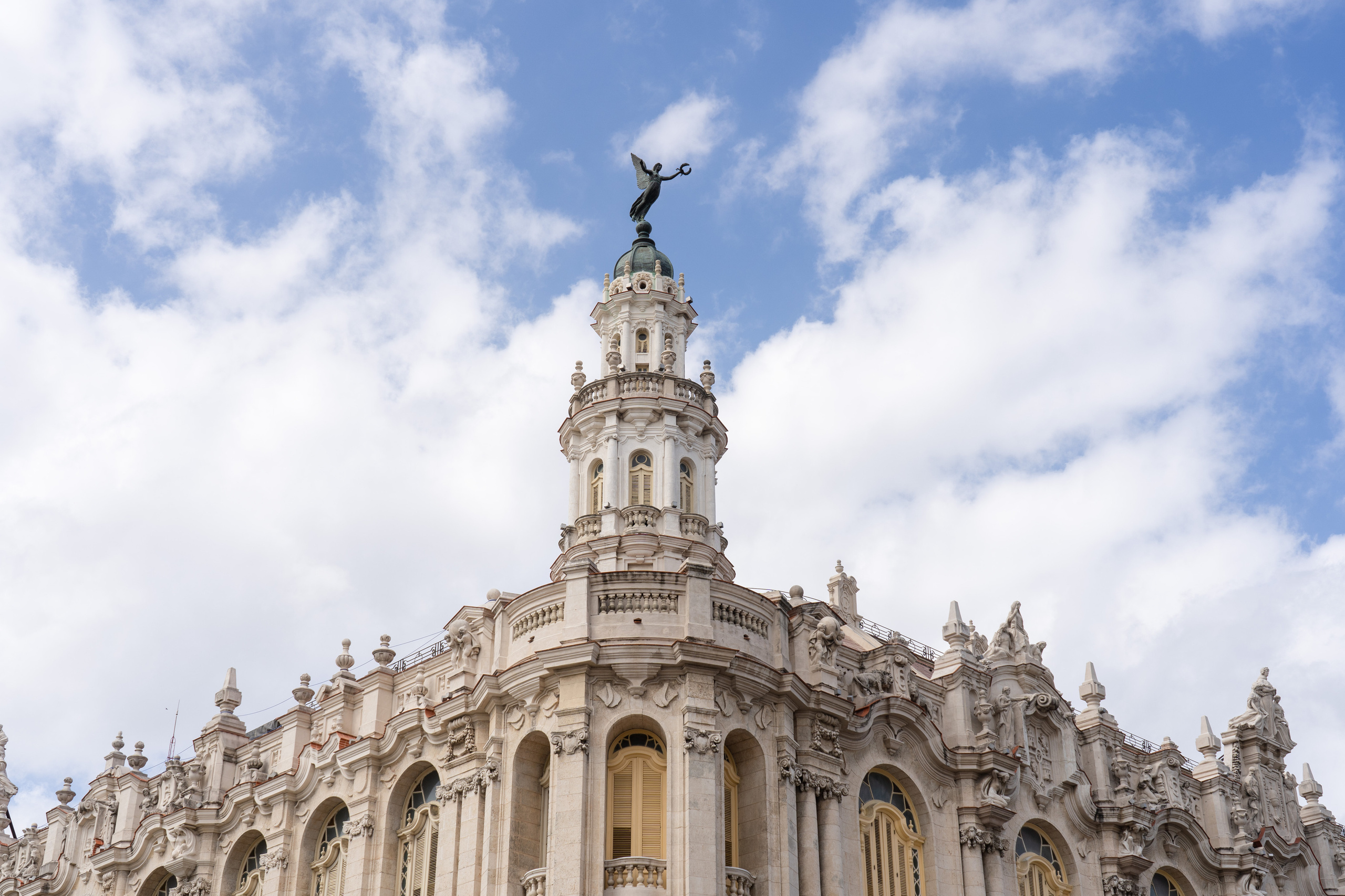 Гавана 2021. Каталожная и промышленная съемка в Москве Александр Плонский