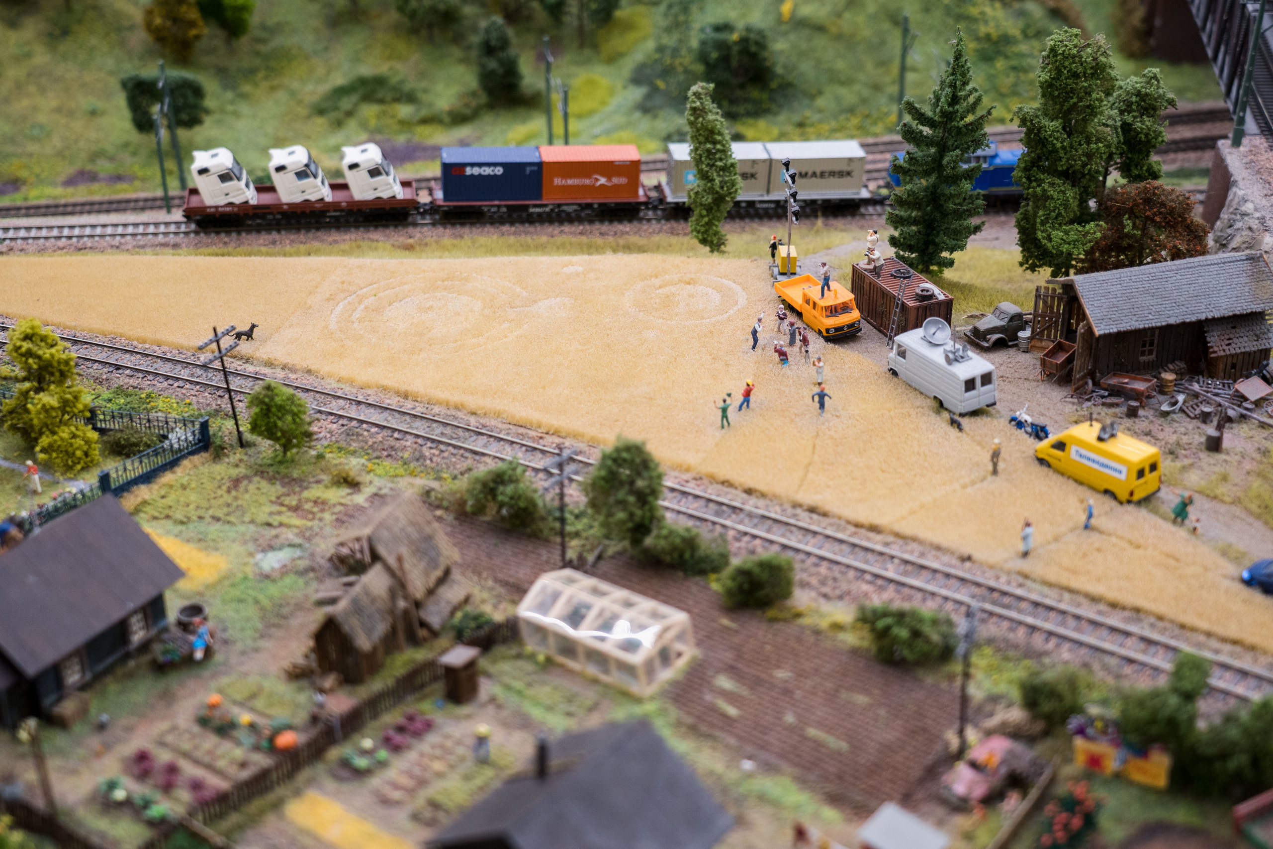 Мини город и его обитатели. Каталожная и промышленная съемка в Москве Александр Плонский