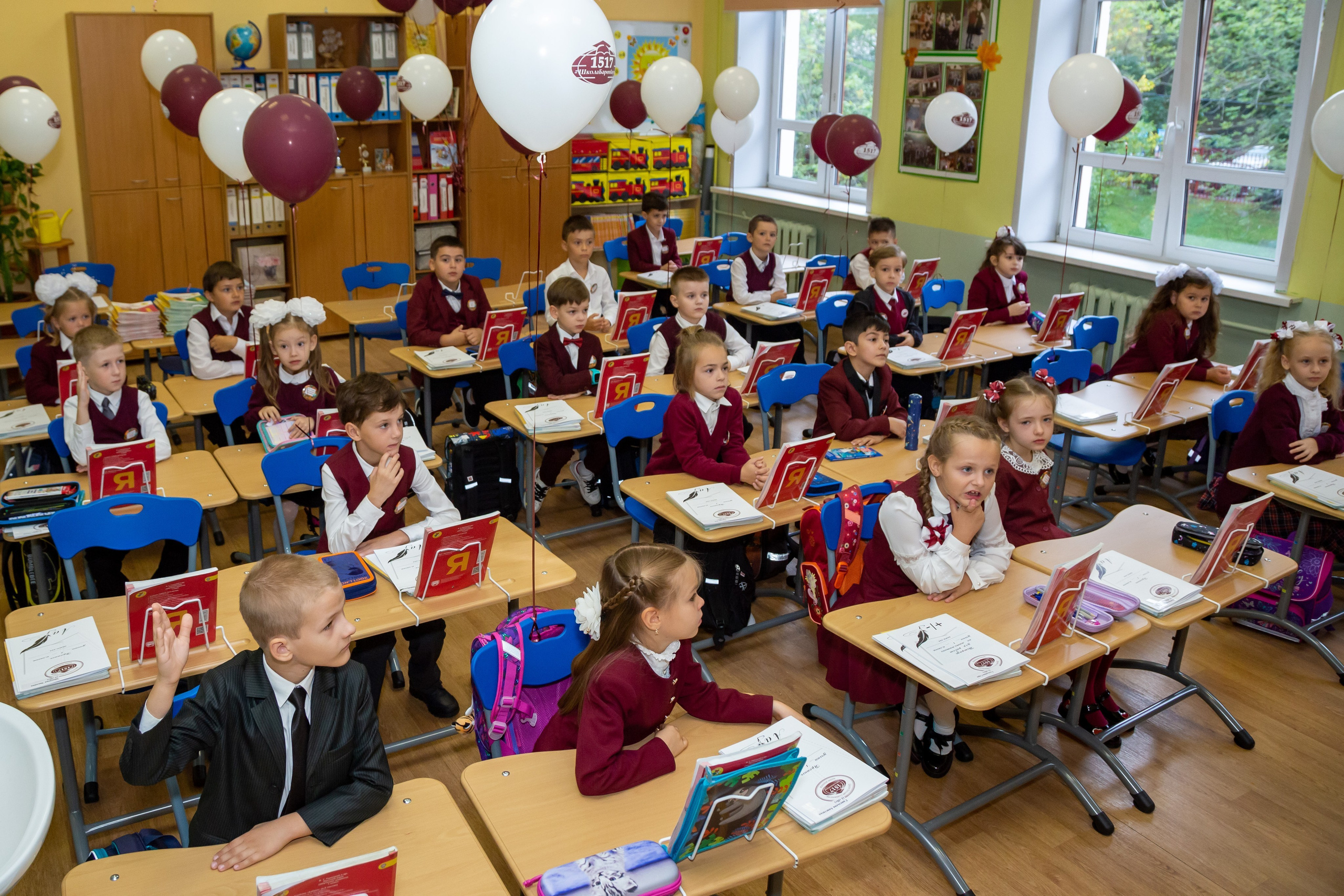 Фотосъёмка последний звонок, школьный выпускной, линейка 1 сентября. «Студия DRONAVT`s» — видеосъёмка и фотография г. Москва