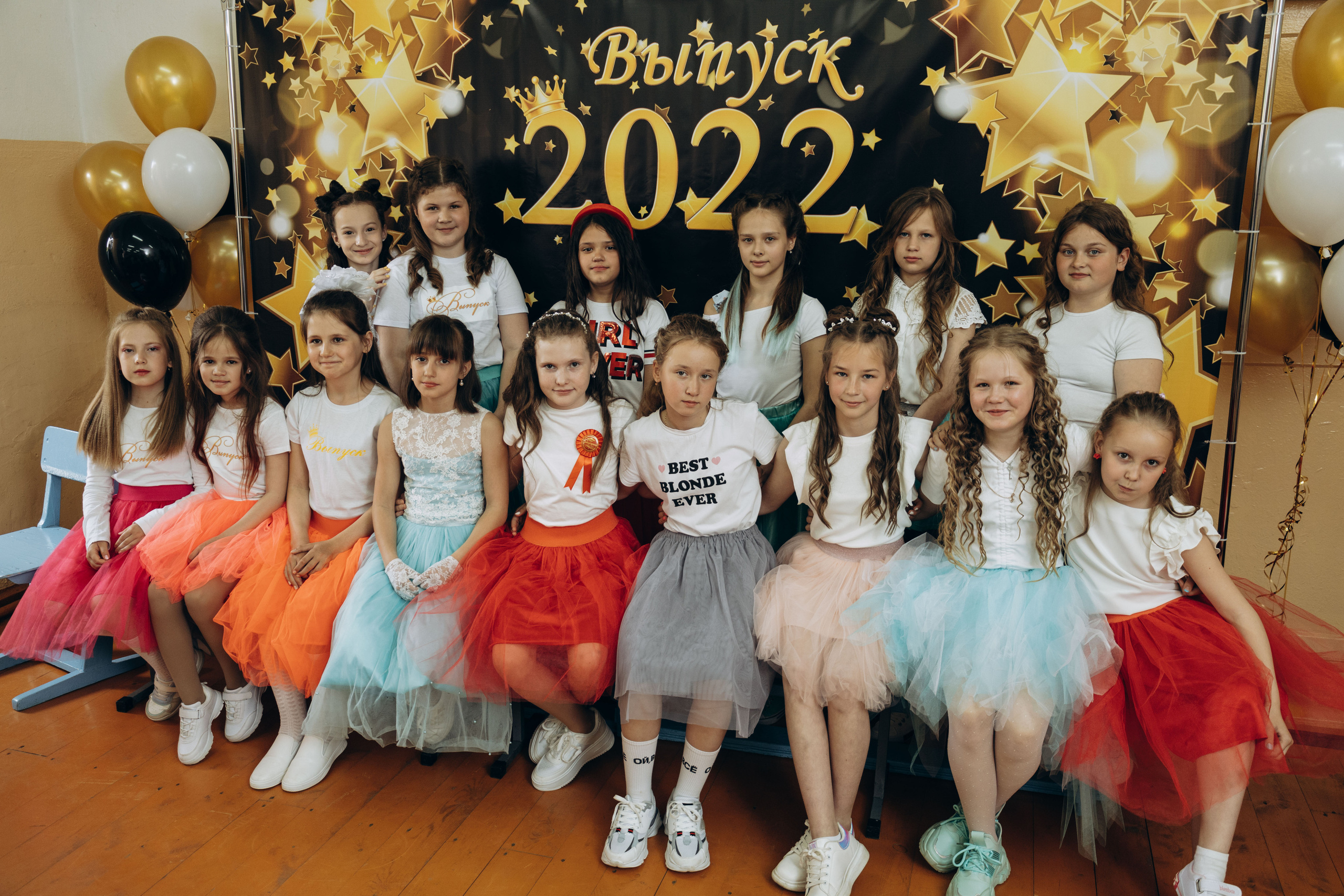 Альбомы и услуги. Выпускные альбомы в Екатеринбурге/ Арамиль/ Сысерть по низким ценам