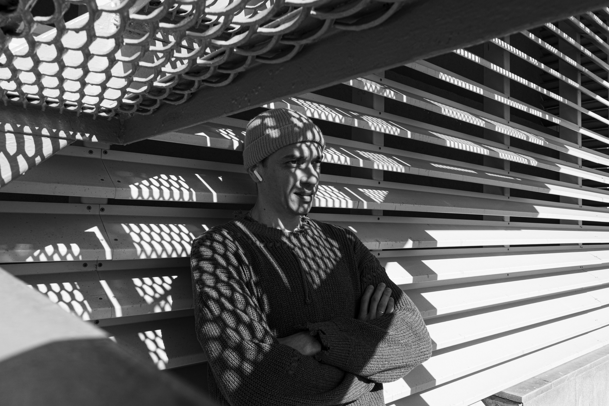 Весна. Прогулка во дворе офиса. Фотограф Евгений Серебряков в Екатеринбурге