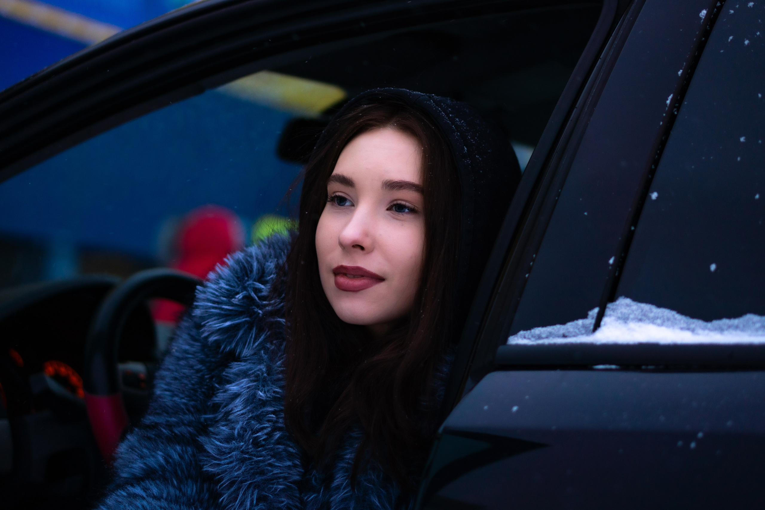 Девушка. Авто. Лента. Начинающий фотограф-любитель Евгений Серебряков в Екатеринбурге