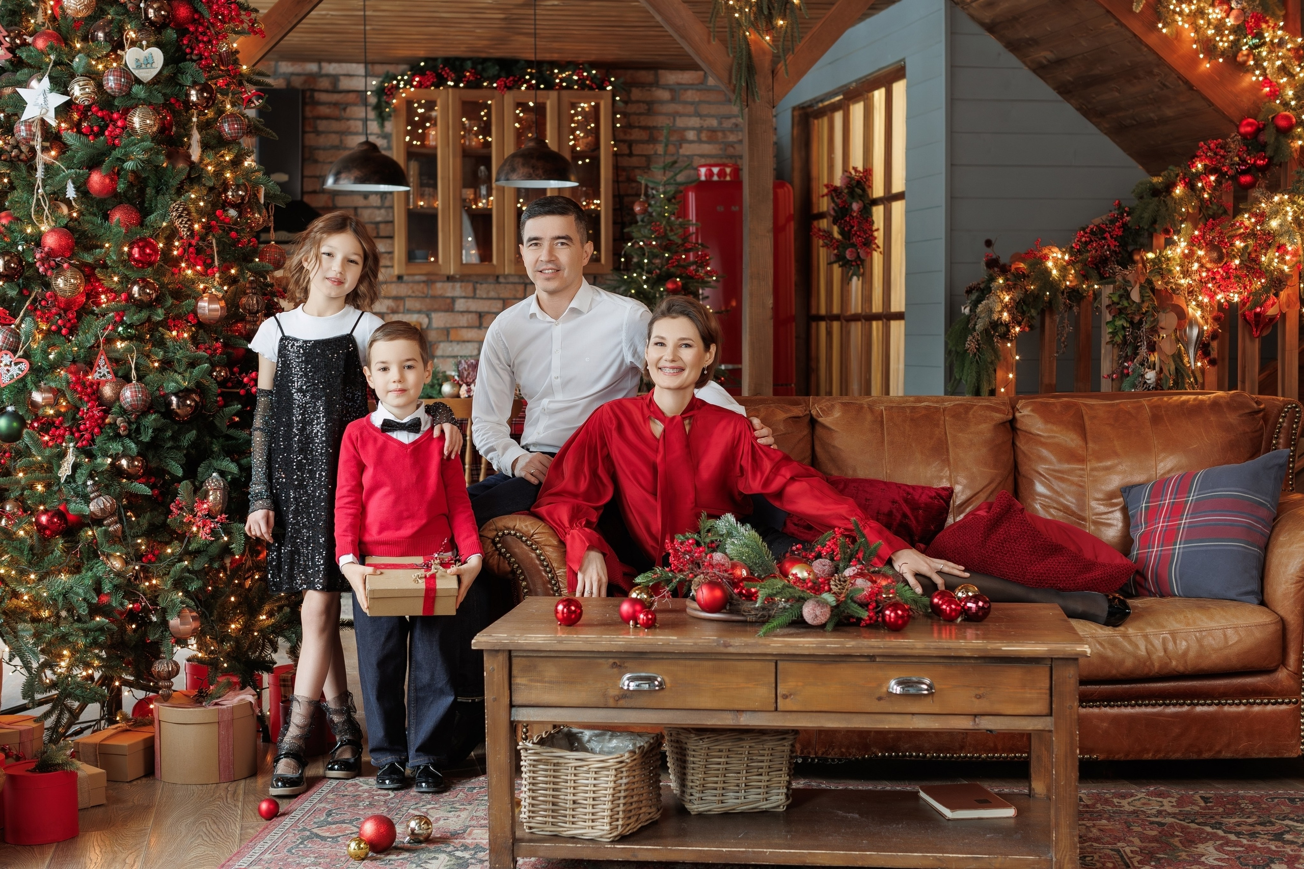 Семейная новогодняя фотосессия. Фотосессии в фотостудии Мимика Москва