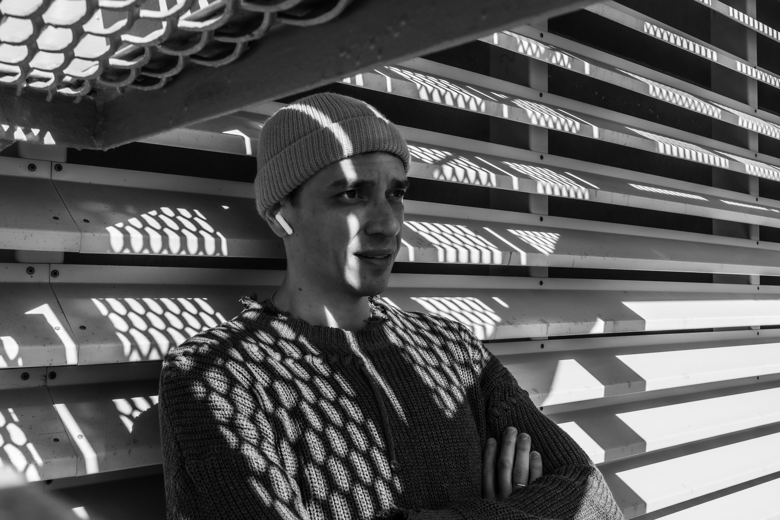 Весна. Прогулка во дворе офиса. Фотограф Евгений Серебряков в Екатеринбурге