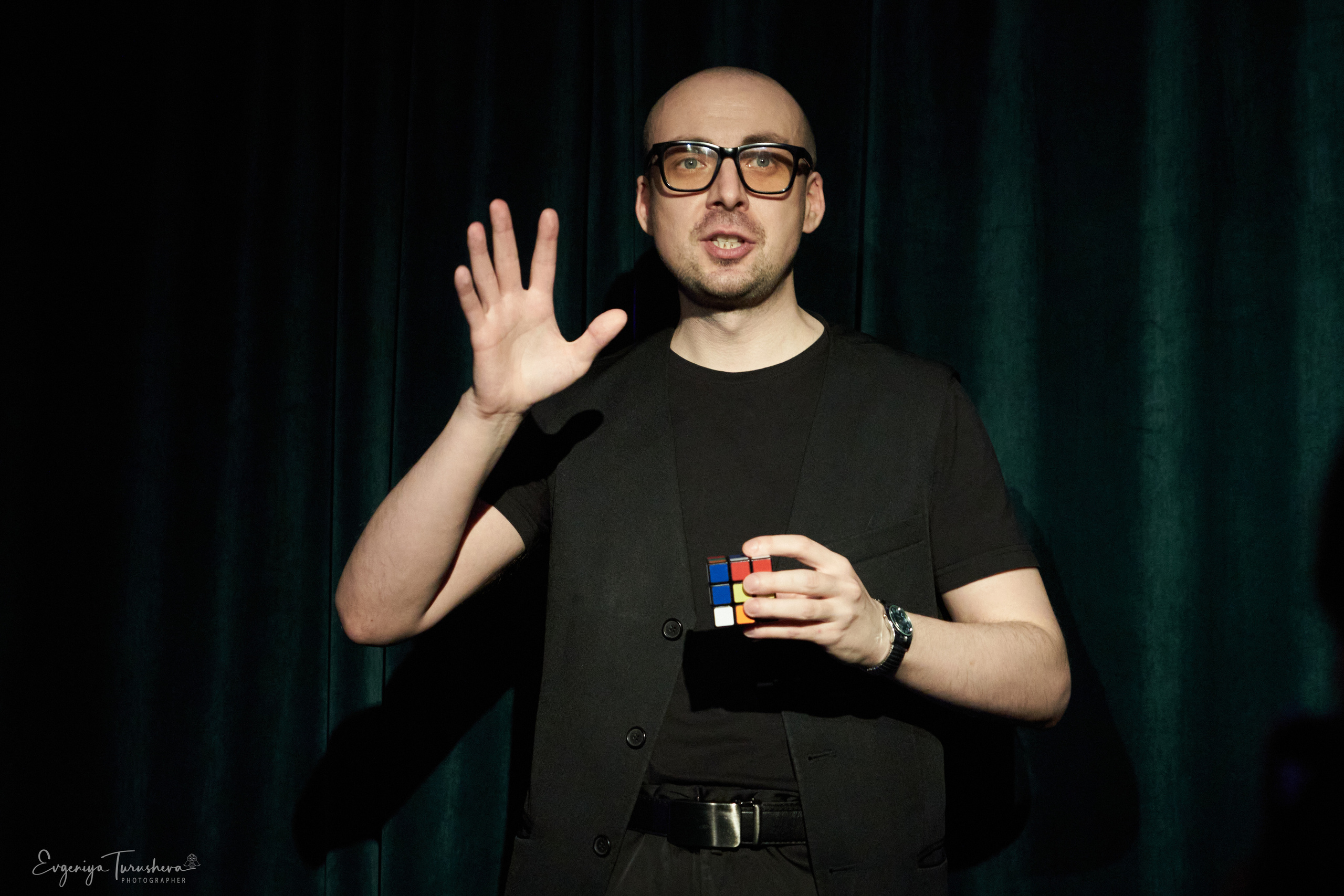 Евгений Карелин