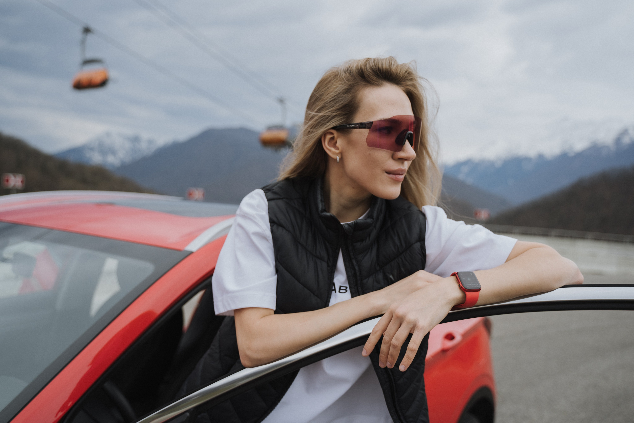 Фотосессия на Кабриолете Сочи в Адлере и на Красной Поляне