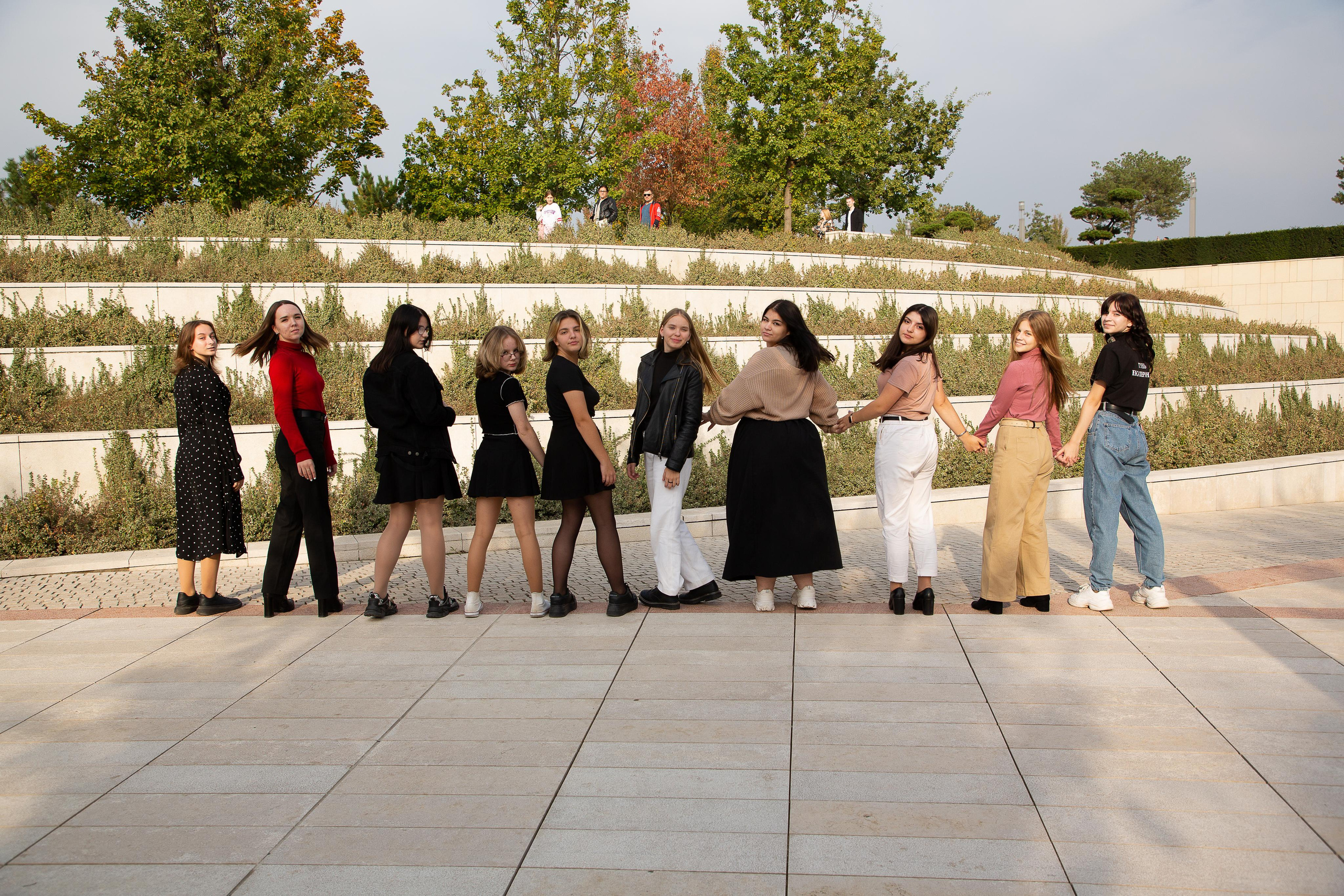 Фотосъемка старших классов в Парке «Краснодар» (Галицкого). Детский школьный и семейный фотограф в Краснодаре